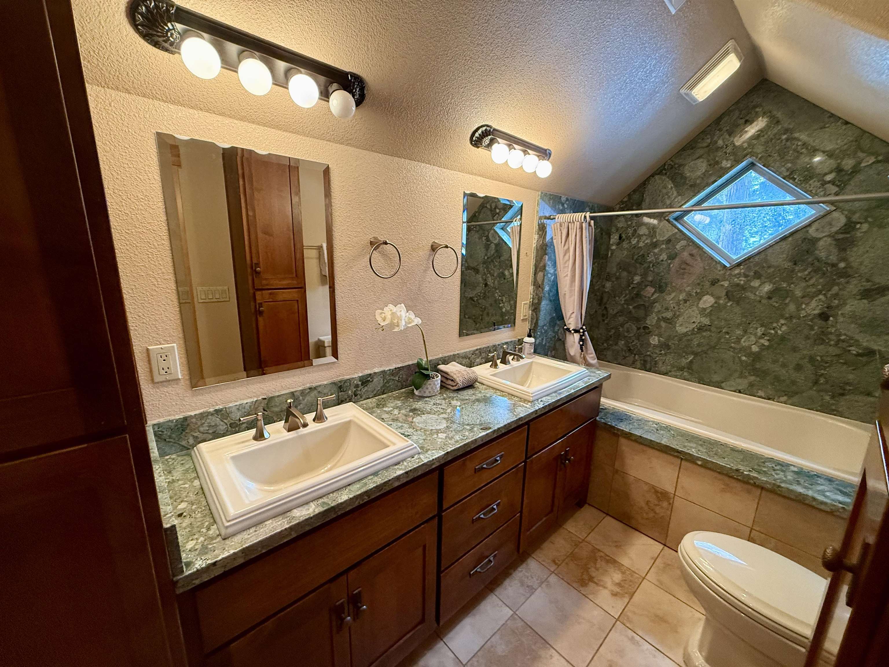 232 Dinsmore Drive, Lake Almanor, New Mexico image 21