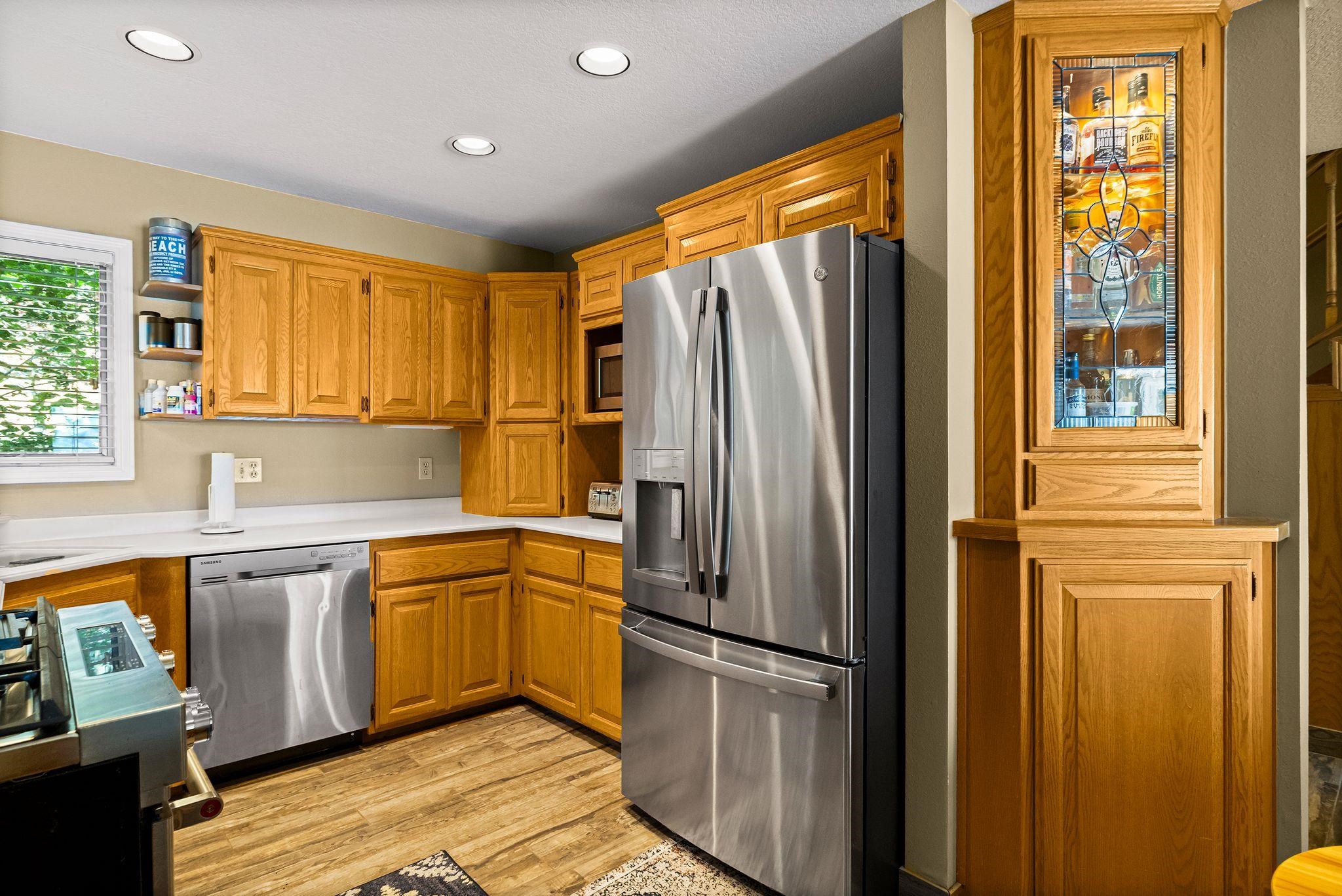 Lake Almanor, California 96137, United States, 3 Bedrooms Bedrooms, ,3 BathroomsBathrooms,Residential,Active,184439