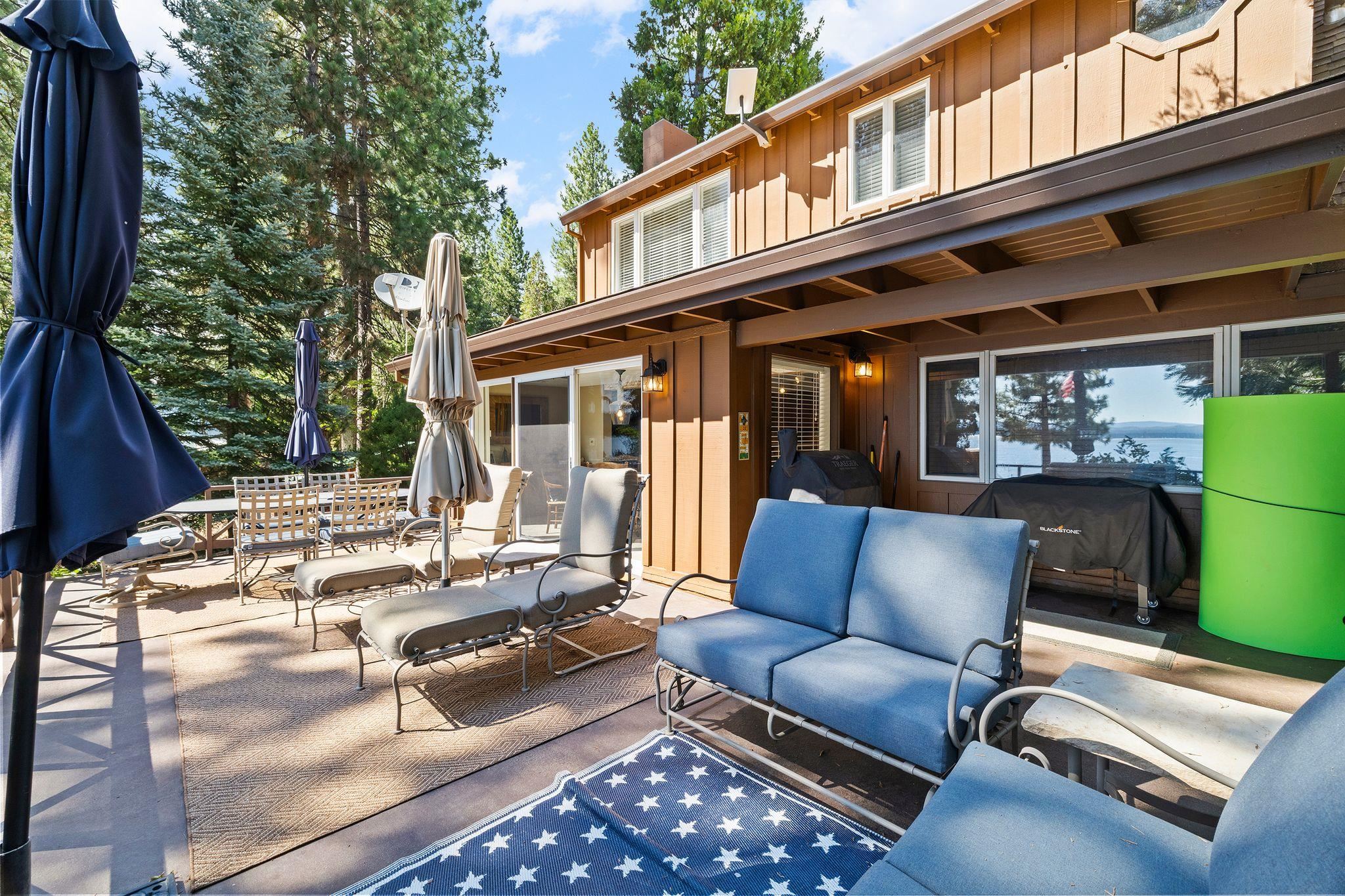 Lake Almanor, California 96137, United States, 3 Bedrooms Bedrooms, ,3 BathroomsBathrooms,Residential,Active,184439