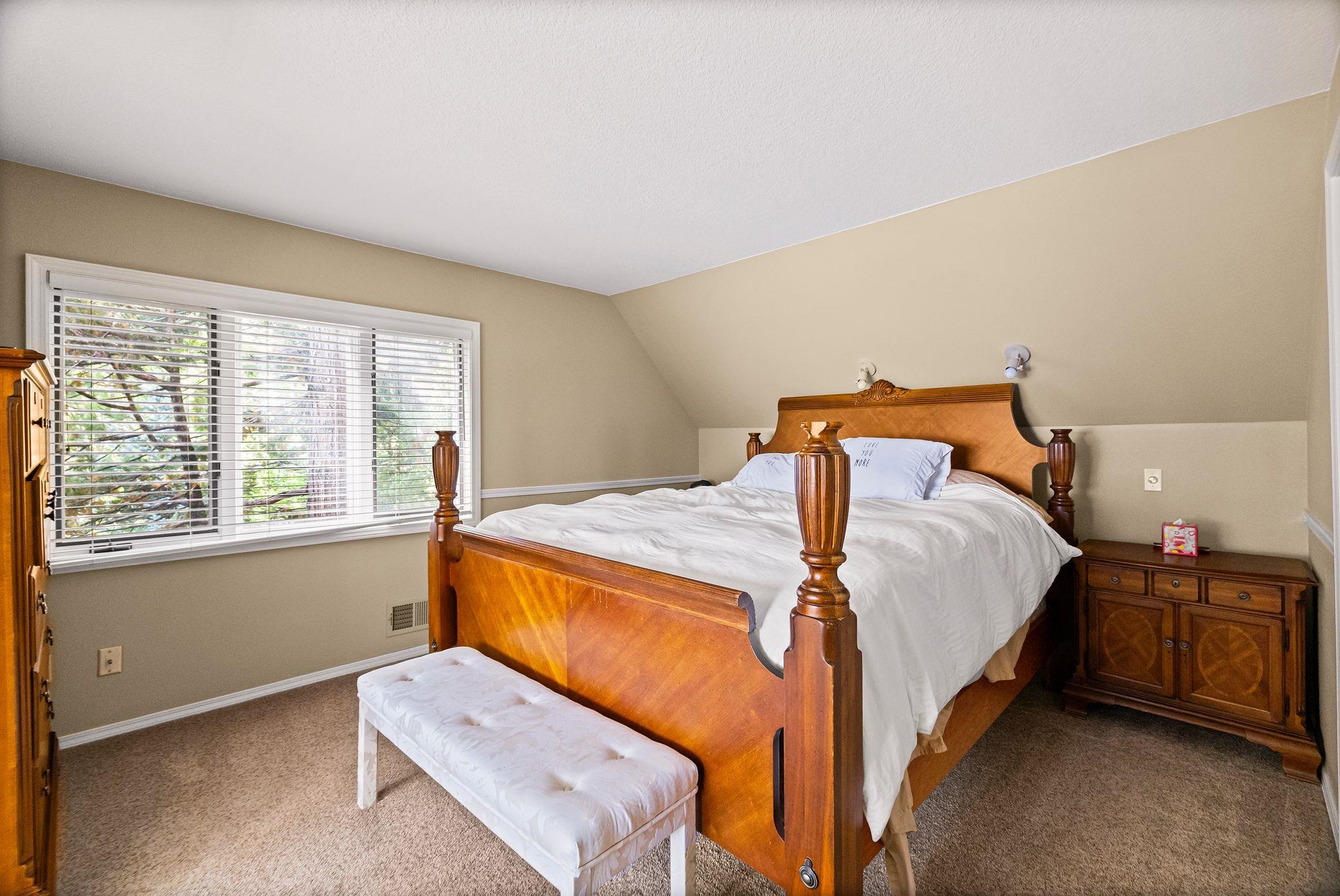 Lake Almanor, California 96137, United States, 3 Bedrooms Bedrooms, ,3 BathroomsBathrooms,Residential,Active,184439