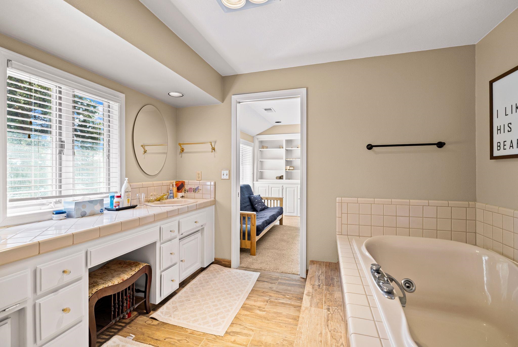 Lake Almanor, California 96137, United States, 3 Bedrooms Bedrooms, ,3 BathroomsBathrooms,Residential,Active,184439