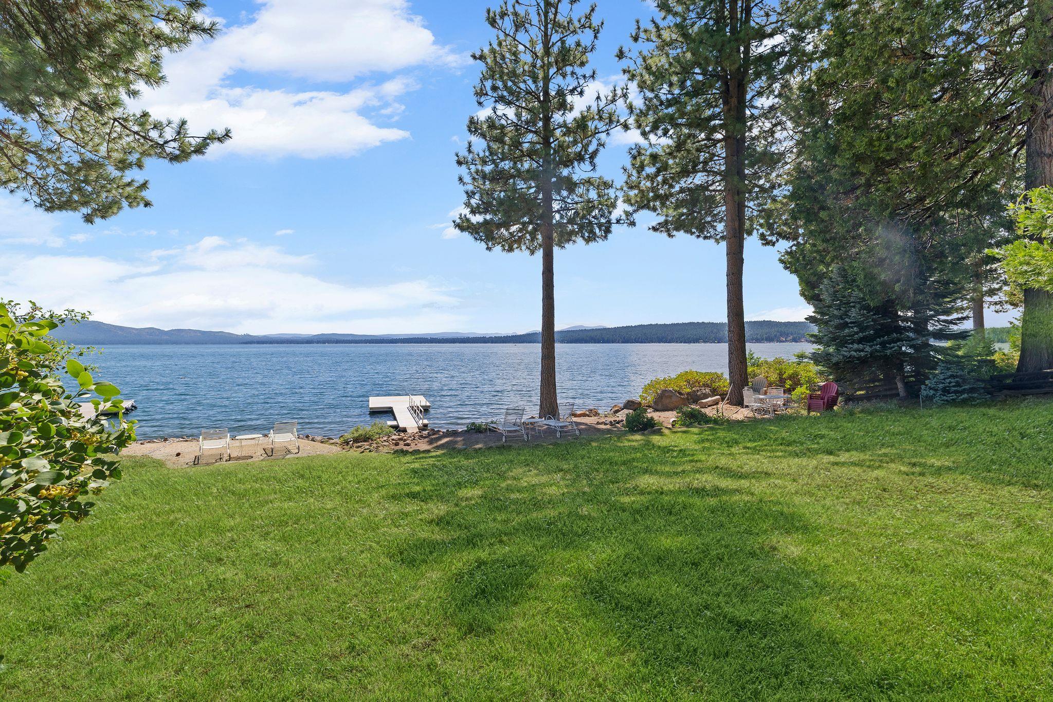 Lake Almanor, California 96137, United States, 3 Bedrooms Bedrooms, ,3 BathroomsBathrooms,Residential,Active,184439