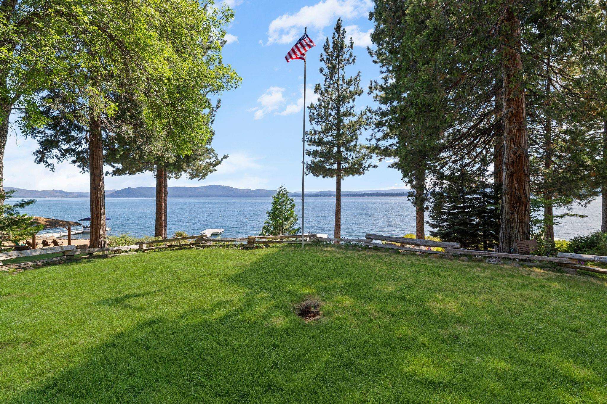 Lake Almanor, California 96137, United States, 3 Bedrooms Bedrooms, ,3 BathroomsBathrooms,Residential,Active,184439