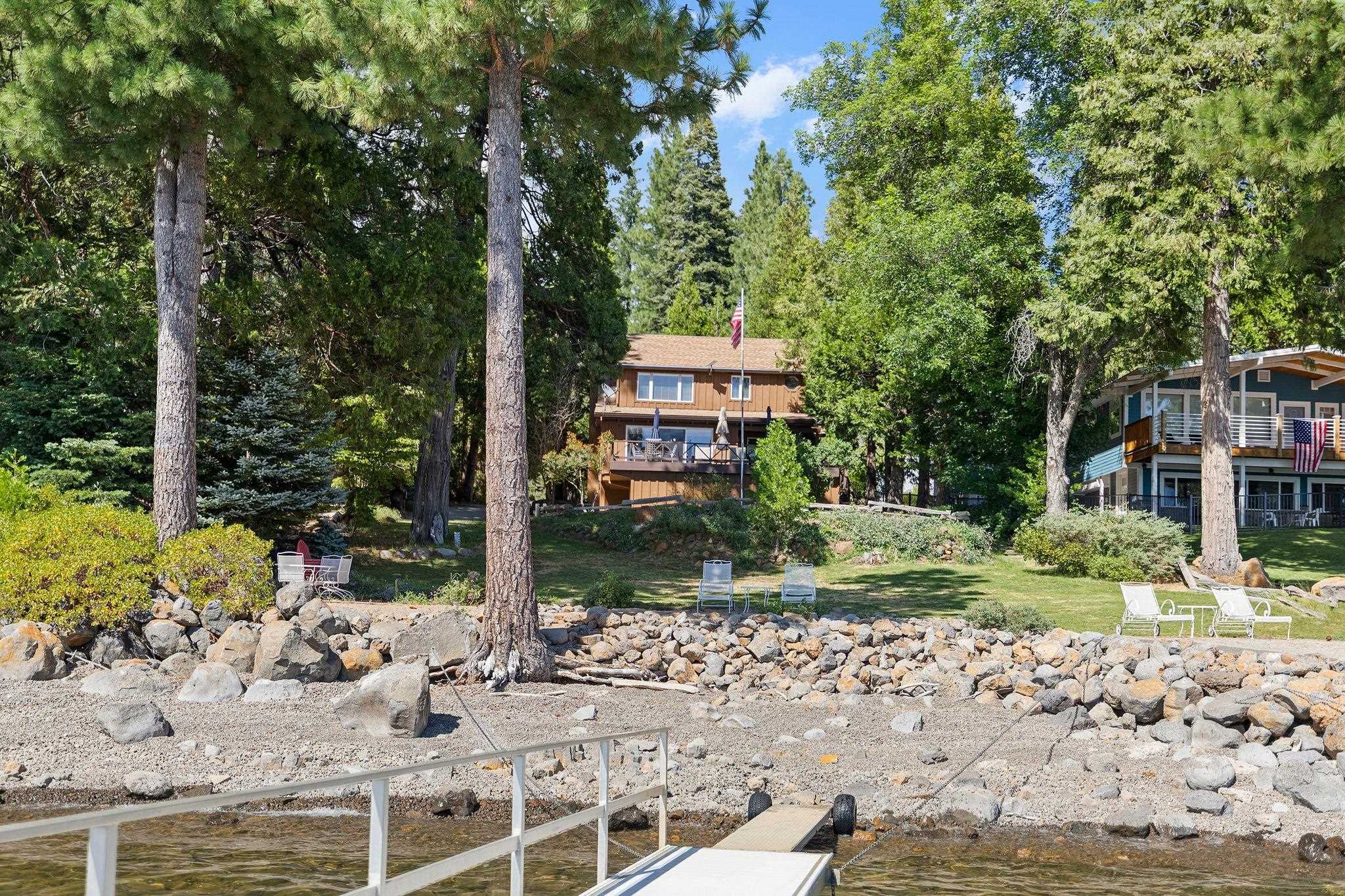 Lake Almanor, California 96137, United States, 3 Bedrooms Bedrooms, ,3 BathroomsBathrooms,Residential,Active,184439