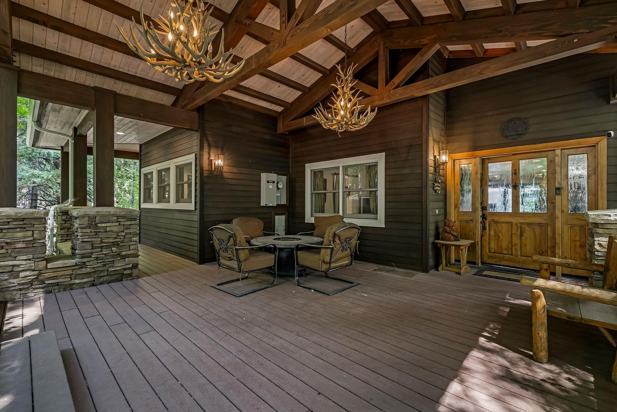 Lake Almanor, California 96137, United States, 4 Bedrooms Bedrooms, ,4 BathroomsBathrooms,Residential,Active,157695