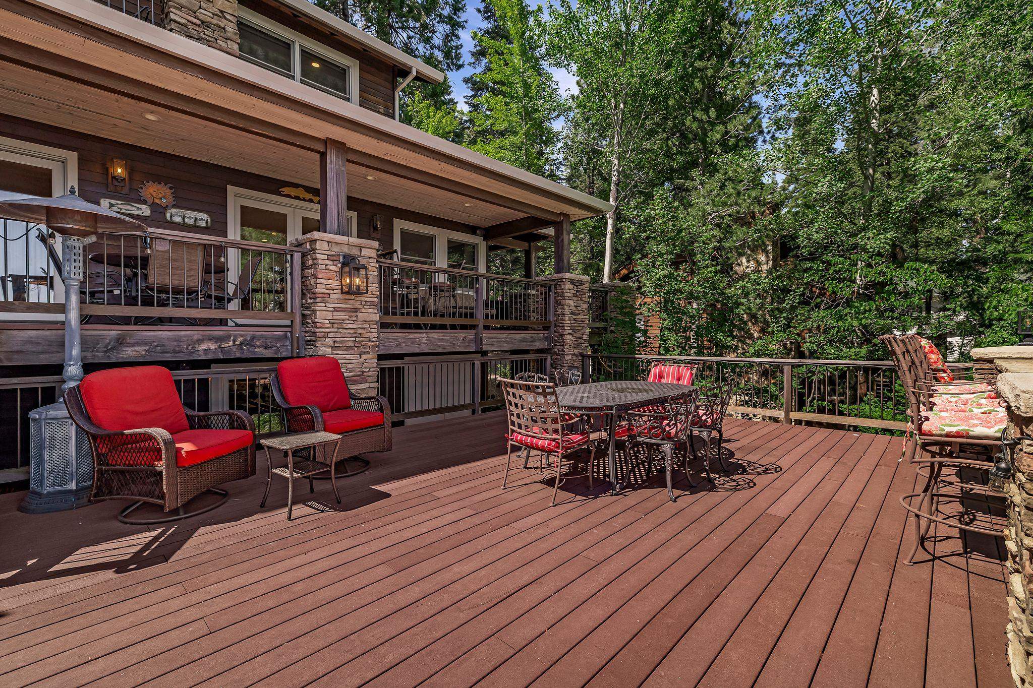 Lake Almanor, California 96137, United States, 4 Bedrooms Bedrooms, ,4 BathroomsBathrooms,Residential,Active,157695