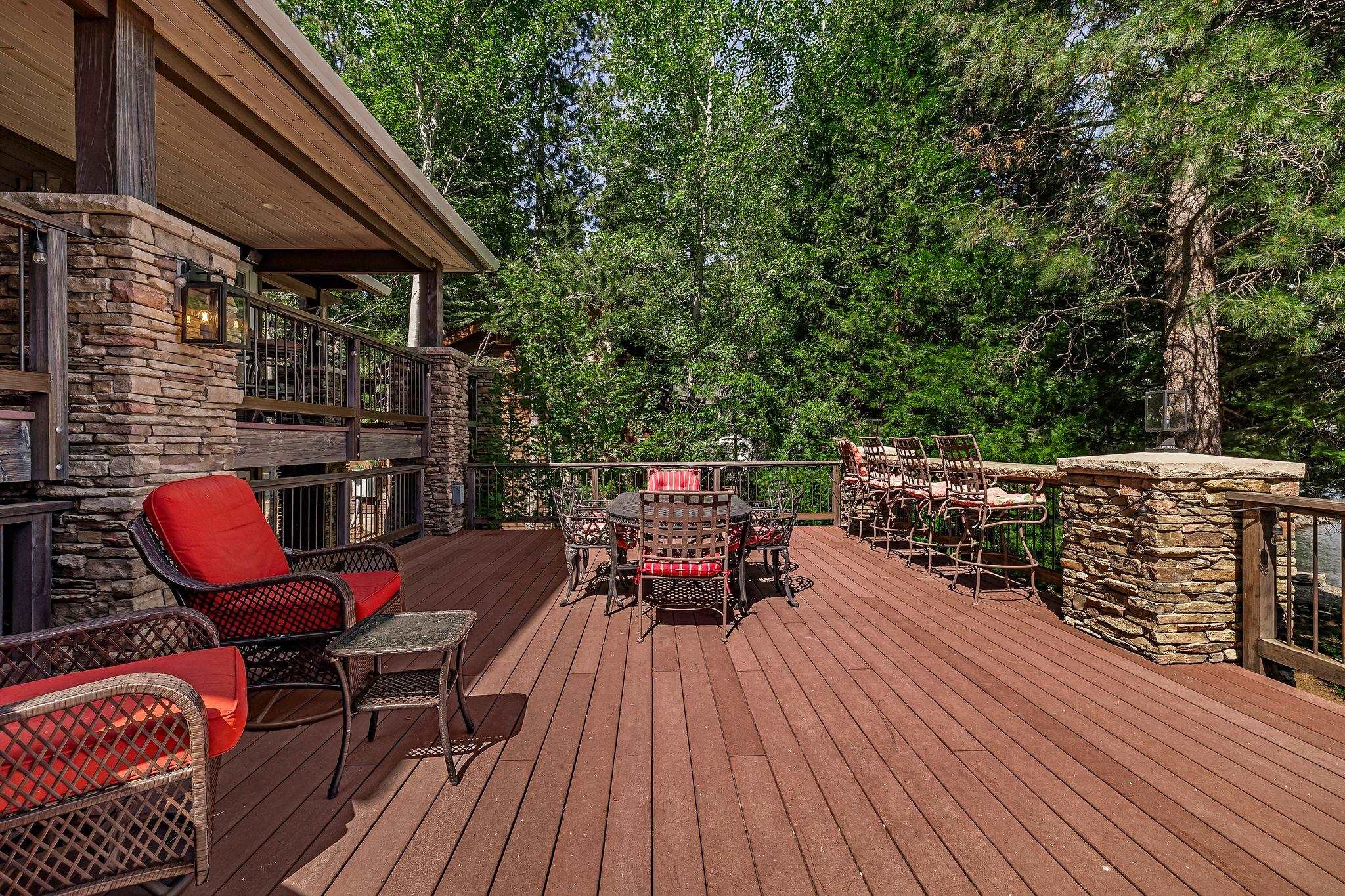 Lake Almanor, California 96137, United States, 4 Bedrooms Bedrooms, ,4 BathroomsBathrooms,Residential,Active,157695