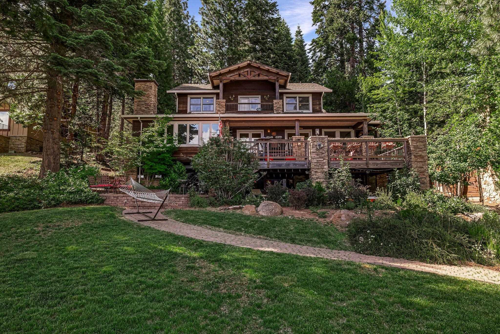 Lake Almanor, California 96137, United States, 4 Bedrooms Bedrooms, ,4 BathroomsBathrooms,Residential,Active,157695