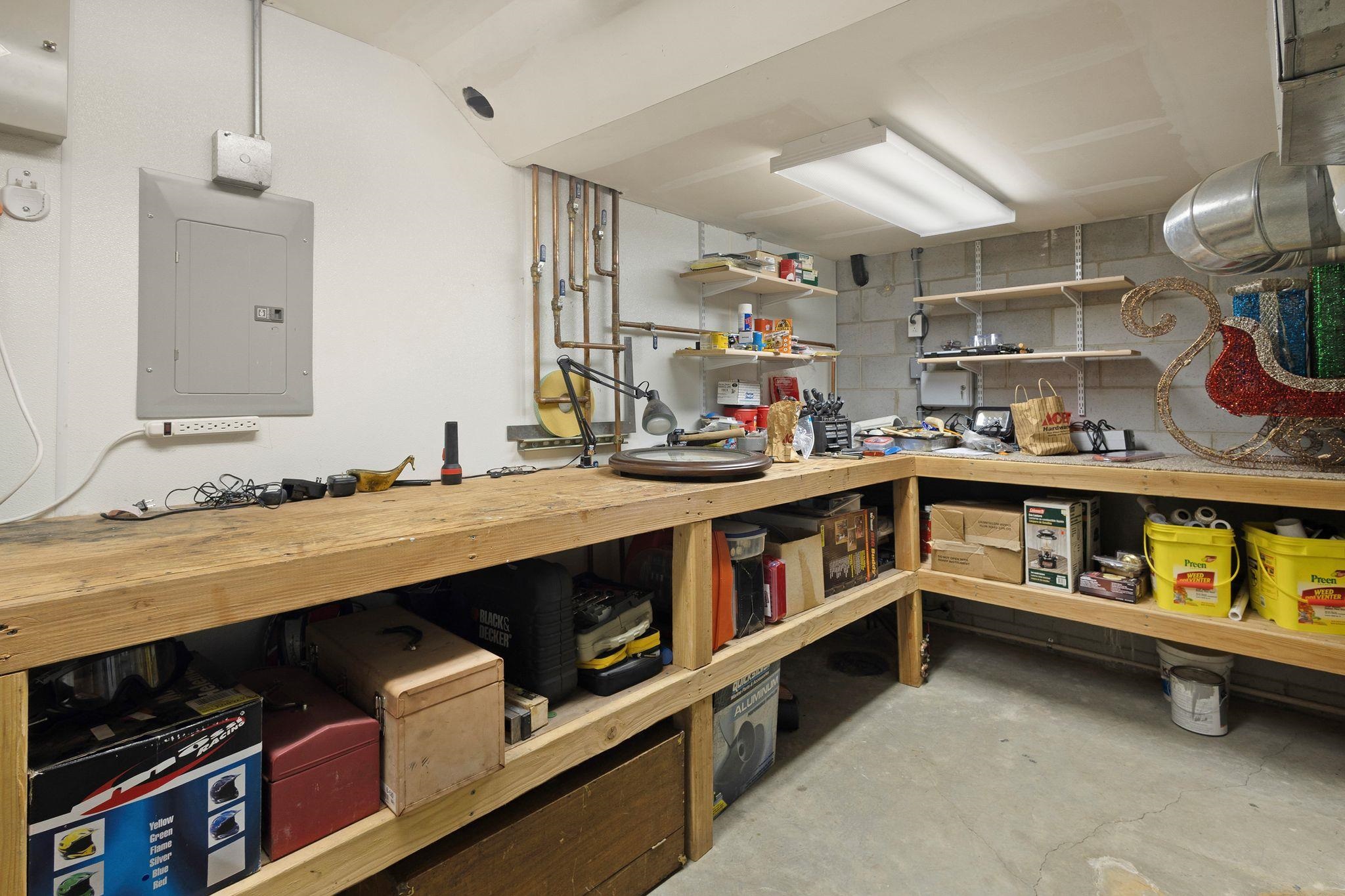 Lake Almanor West, California 96020, United States, 4 Bedrooms Bedrooms, ,3 BathroomsBathrooms,Residential,Active,106440