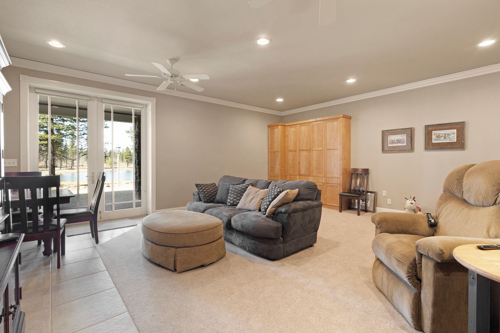 Lake Almanor West, California 96020, United States, 4 Bedrooms Bedrooms, ,3 BathroomsBathrooms,Residential,Active,106440