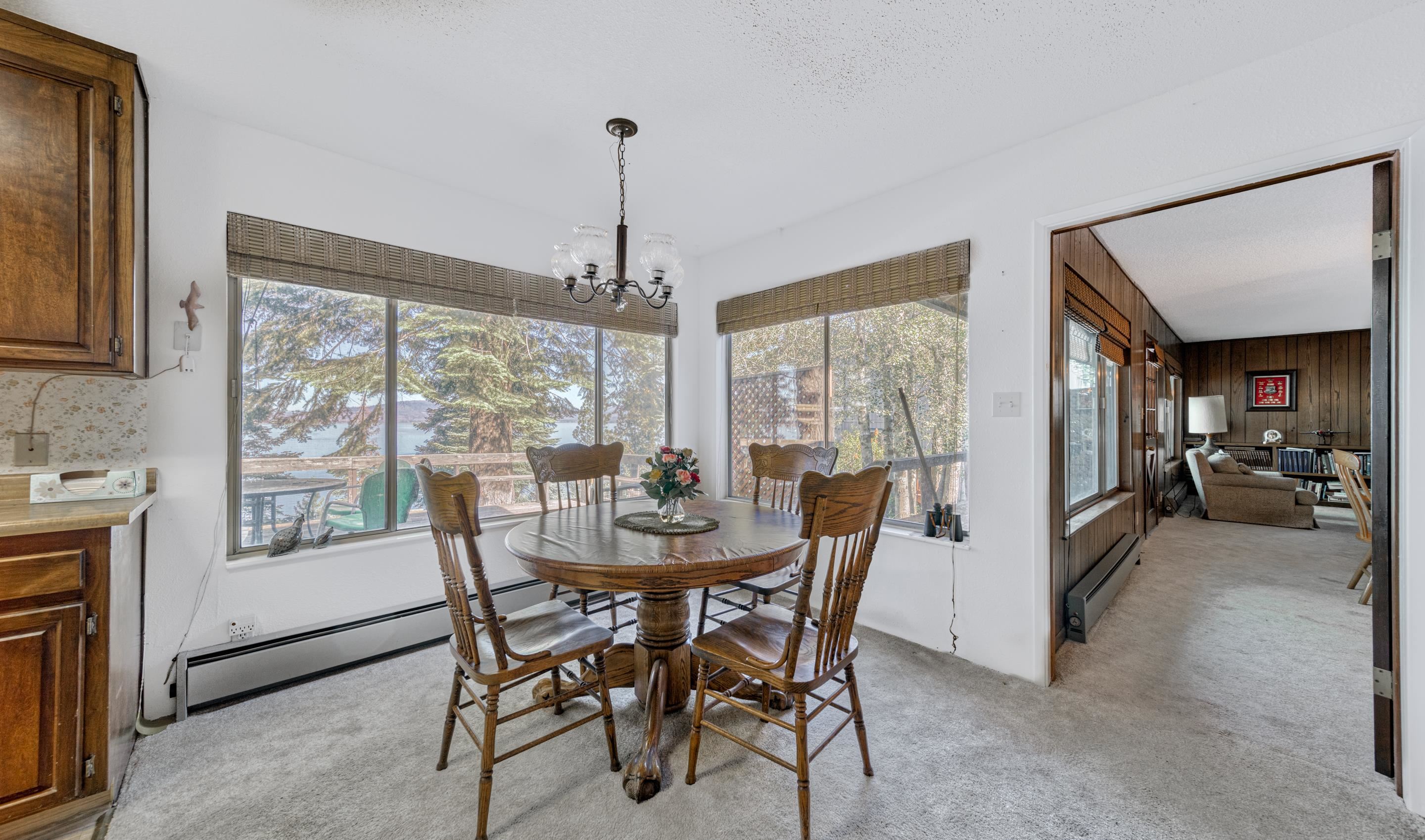 Lake Almanor, California 96137, United States, 3 Bedrooms Bedrooms, ,2 BathroomsBathrooms,Residential,Active,104650