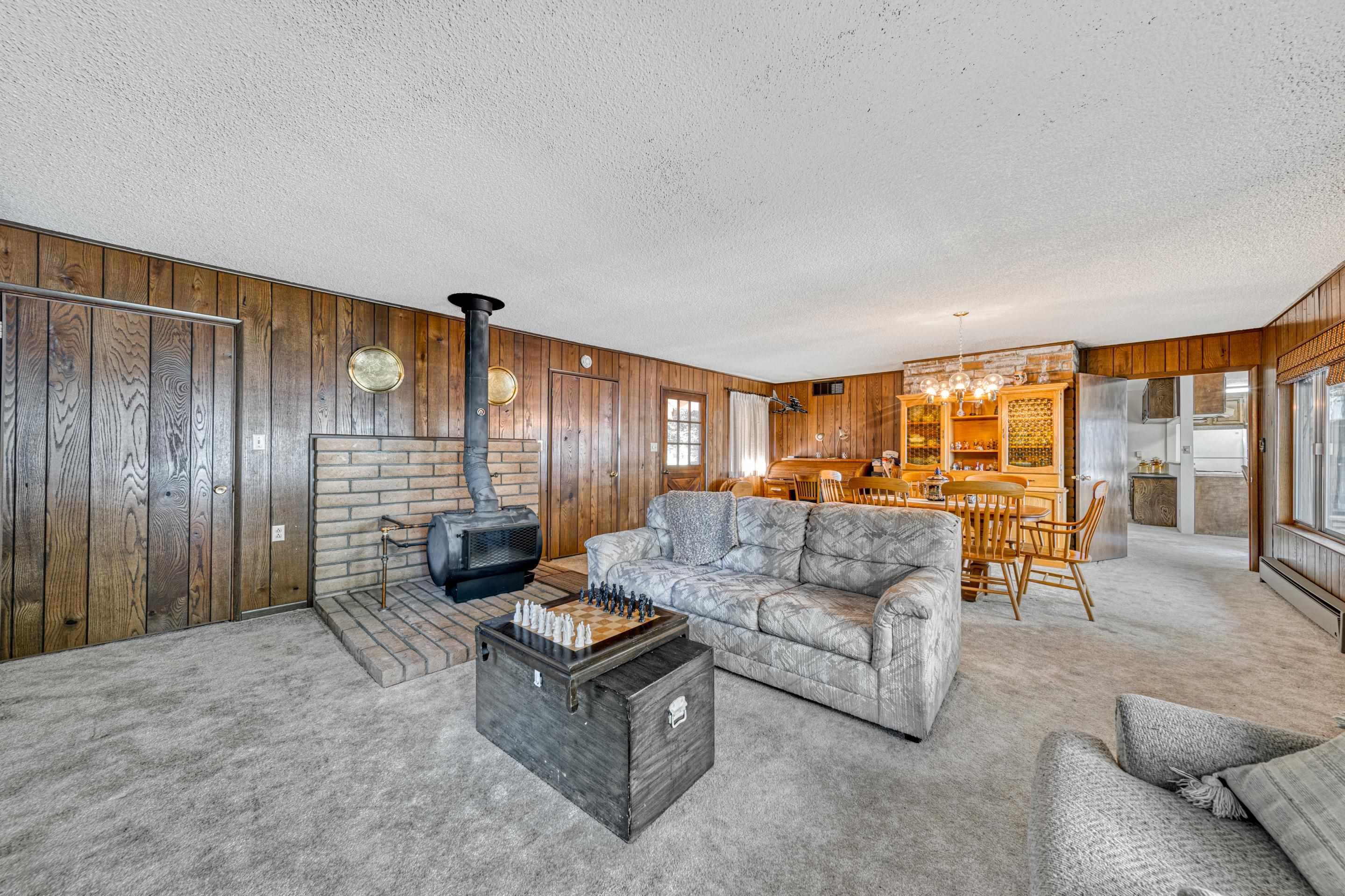 Lake Almanor, California 96137, United States, 3 Bedrooms Bedrooms, ,2 BathroomsBathrooms,Residential,Active,104650