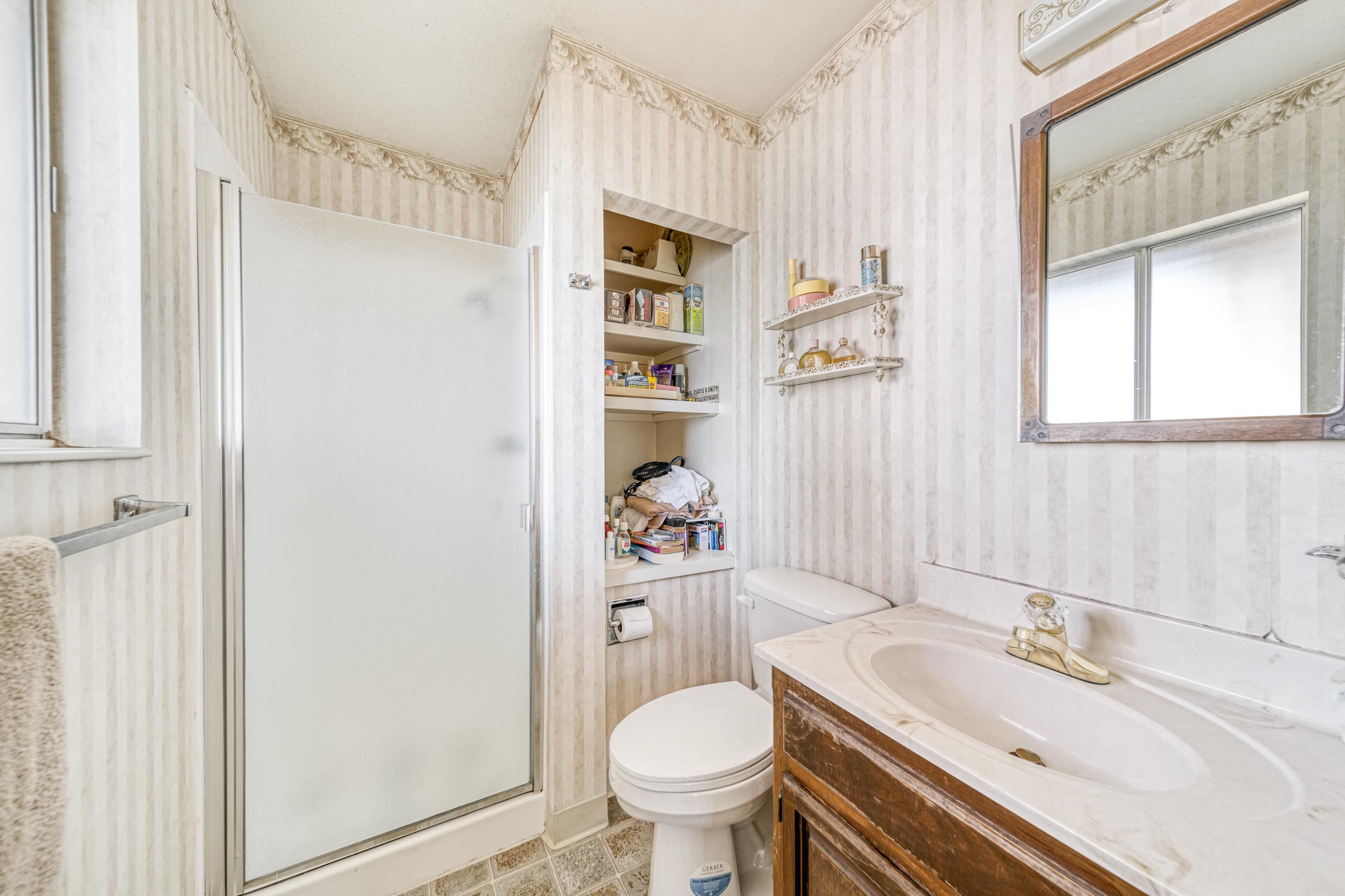 Lake Almanor, California 96137, United States, 3 Bedrooms Bedrooms, ,2 BathroomsBathrooms,Residential,Active,104650