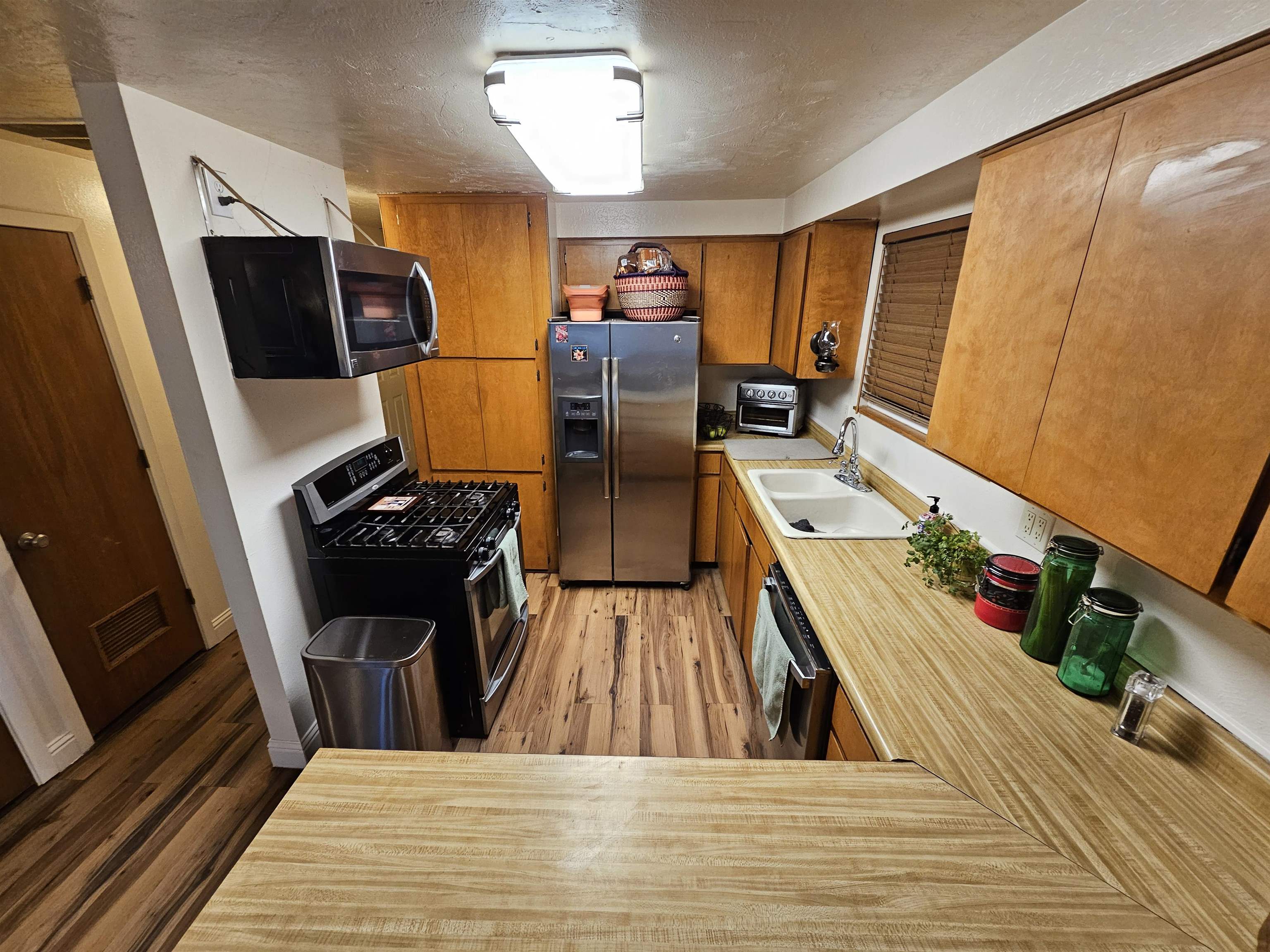 533 E Quincy Avenue, Portola, California image 4