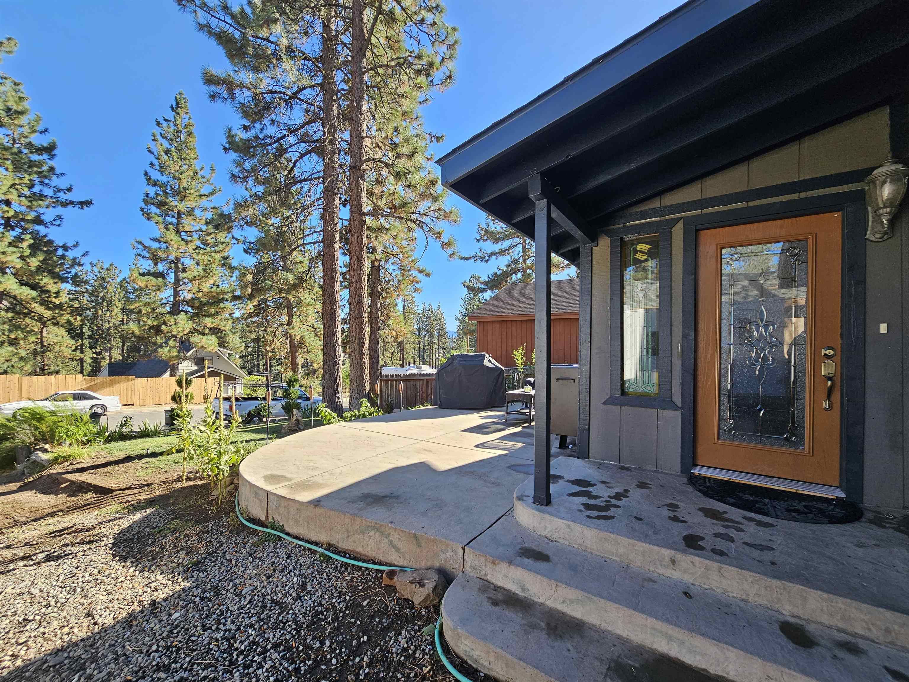 533 E Quincy Avenue, Portola, California image 2
