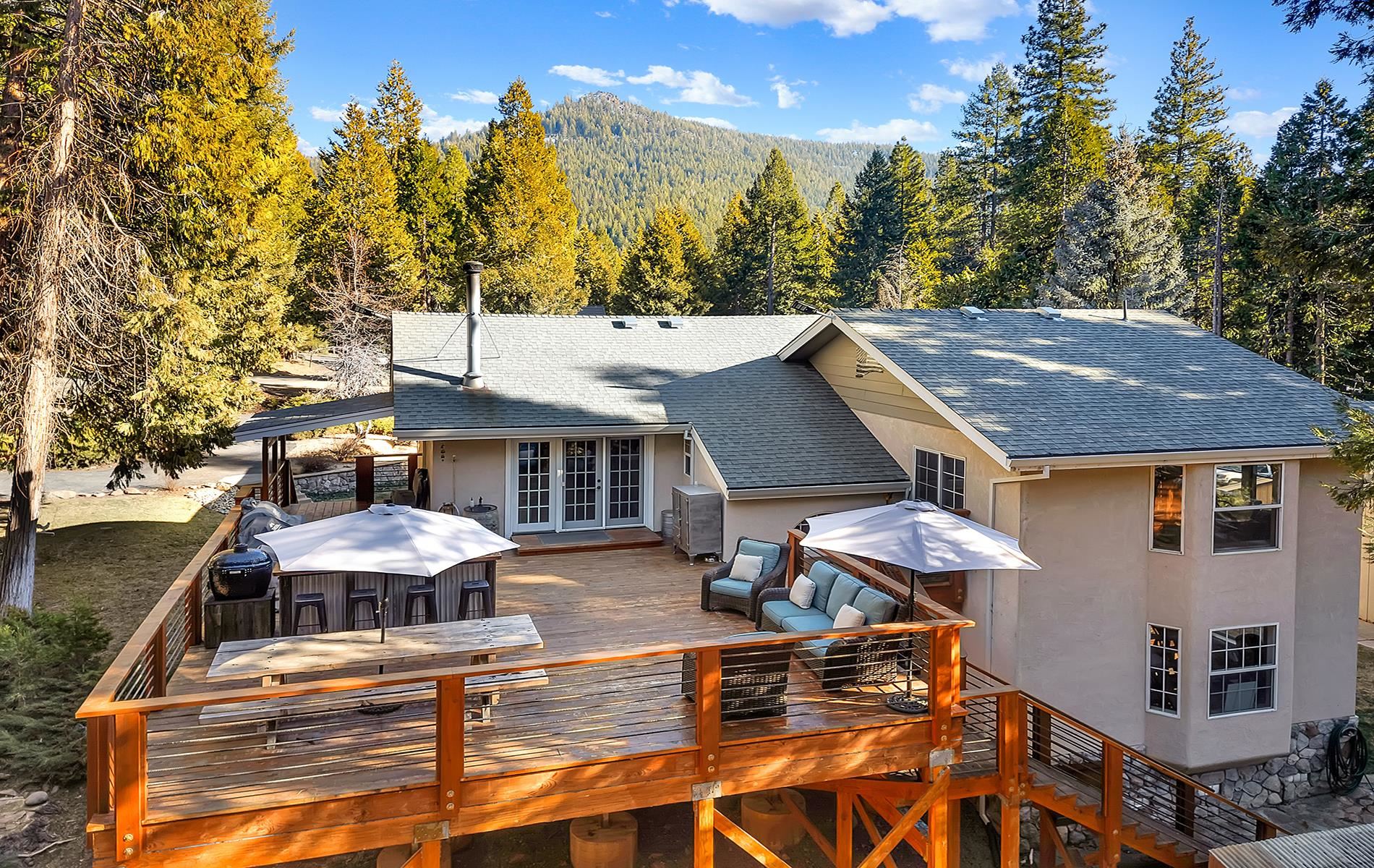 6878 Almanor Lake Estates Drive, Lake Almanor, Texas image 2
