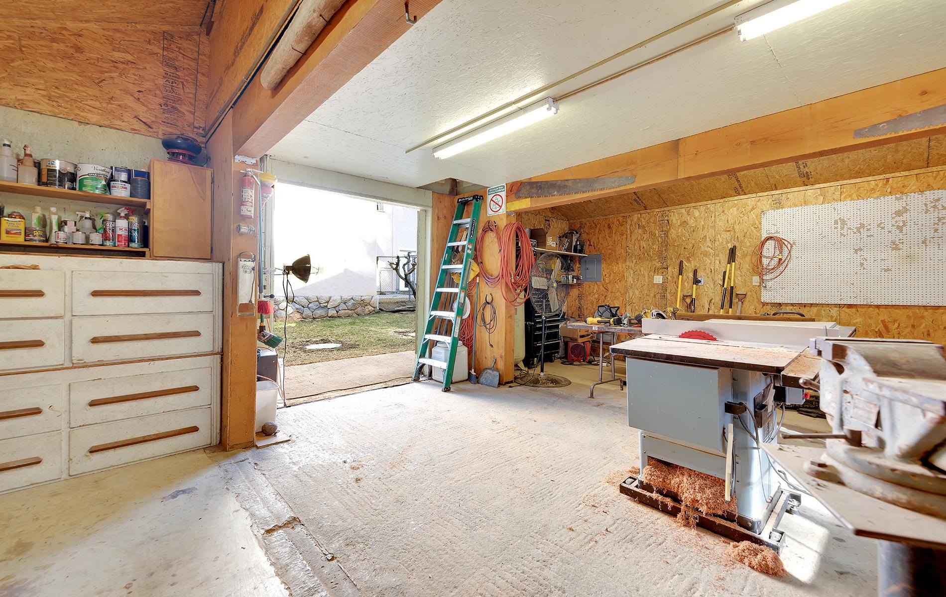 6878 Almanor Lake Estates Drive, Lake Almanor, Texas image 36