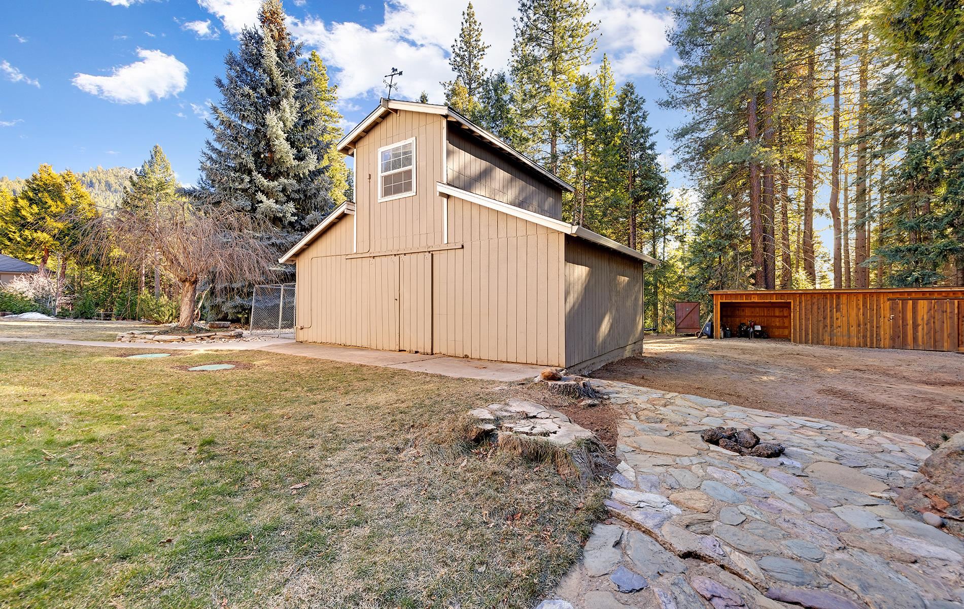 6878 Almanor Lake Estates Drive, Lake Almanor, Texas image 34