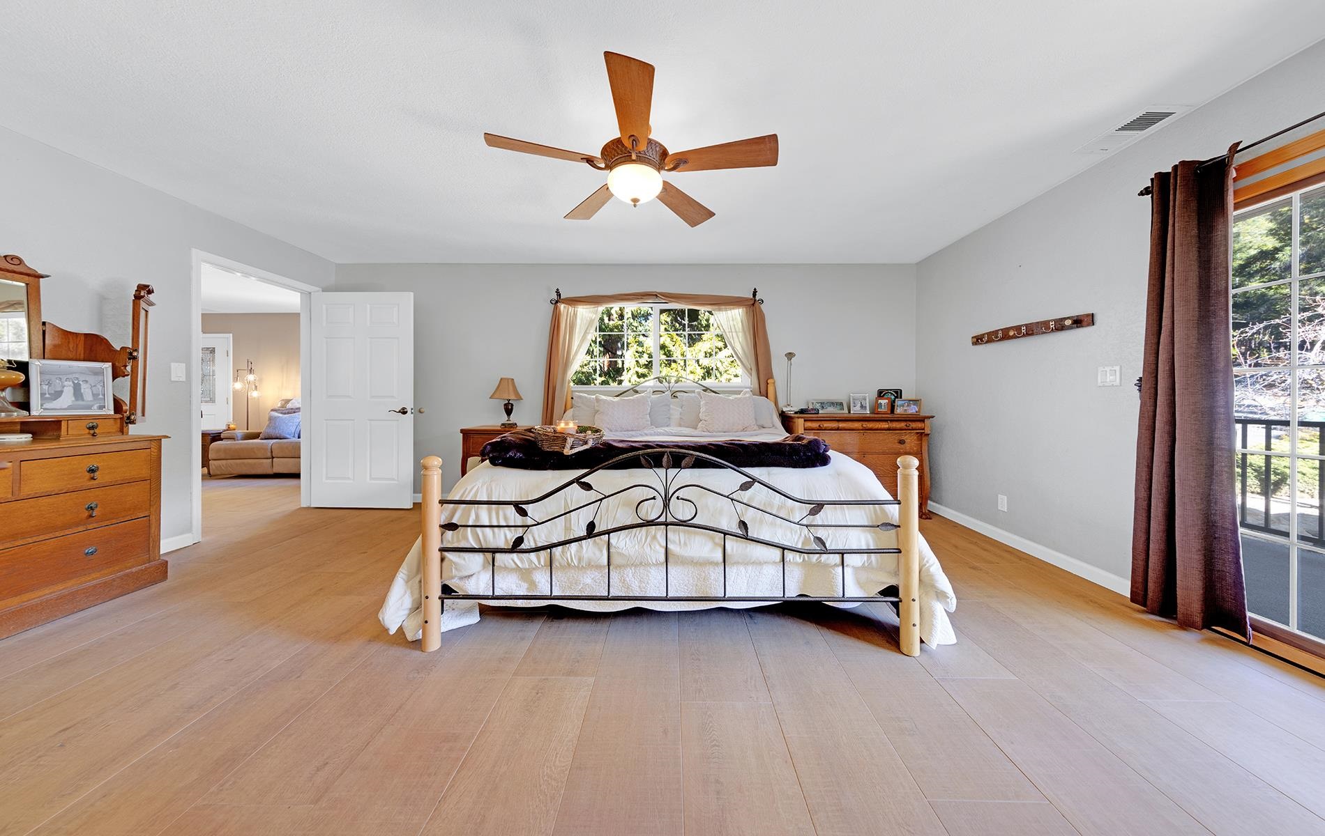 6878 Almanor Lake Estates Drive, Lake Almanor, Texas image 15