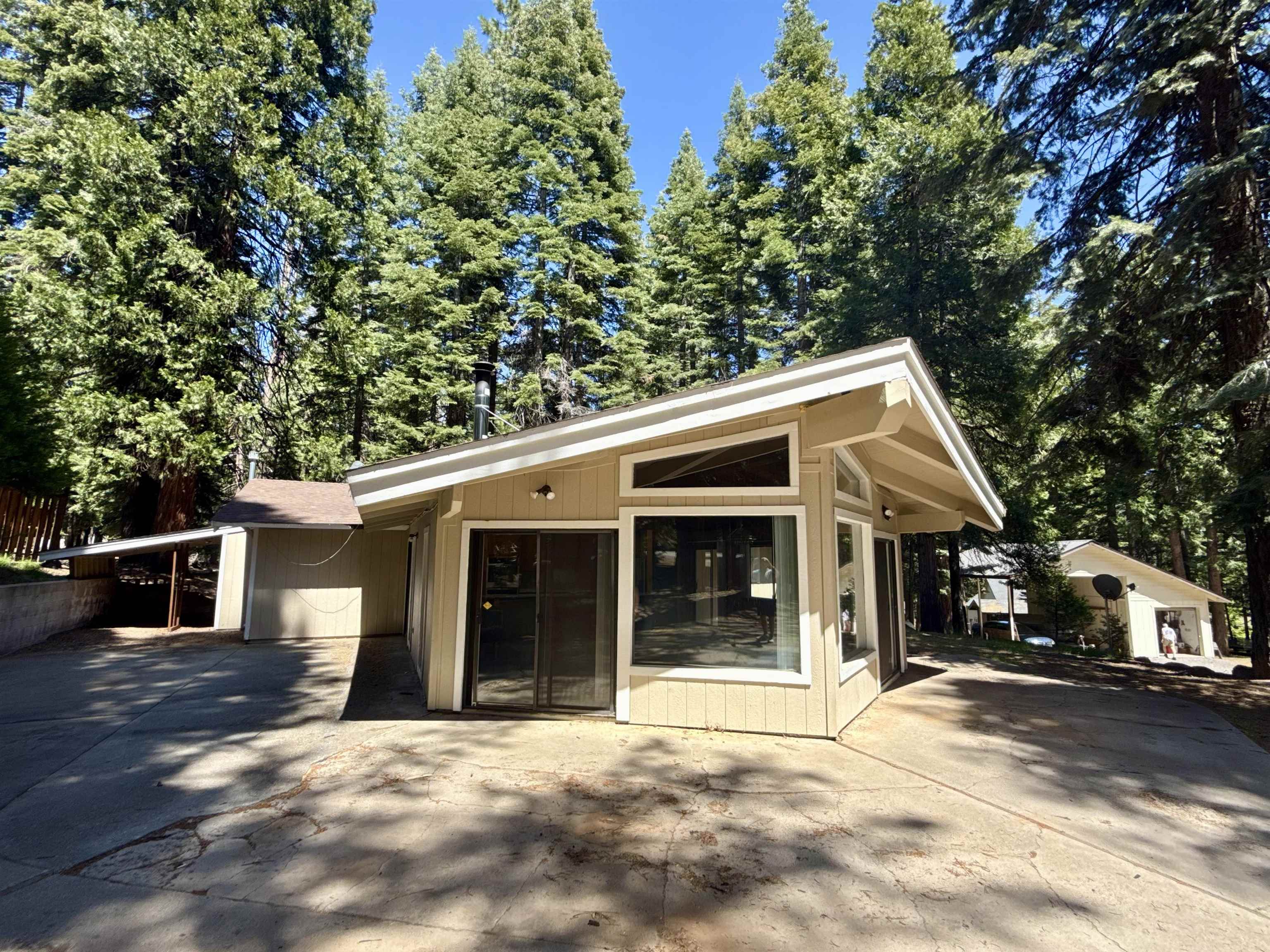 702 Conifer Trail, Lake Almanor, Ohio image 1
