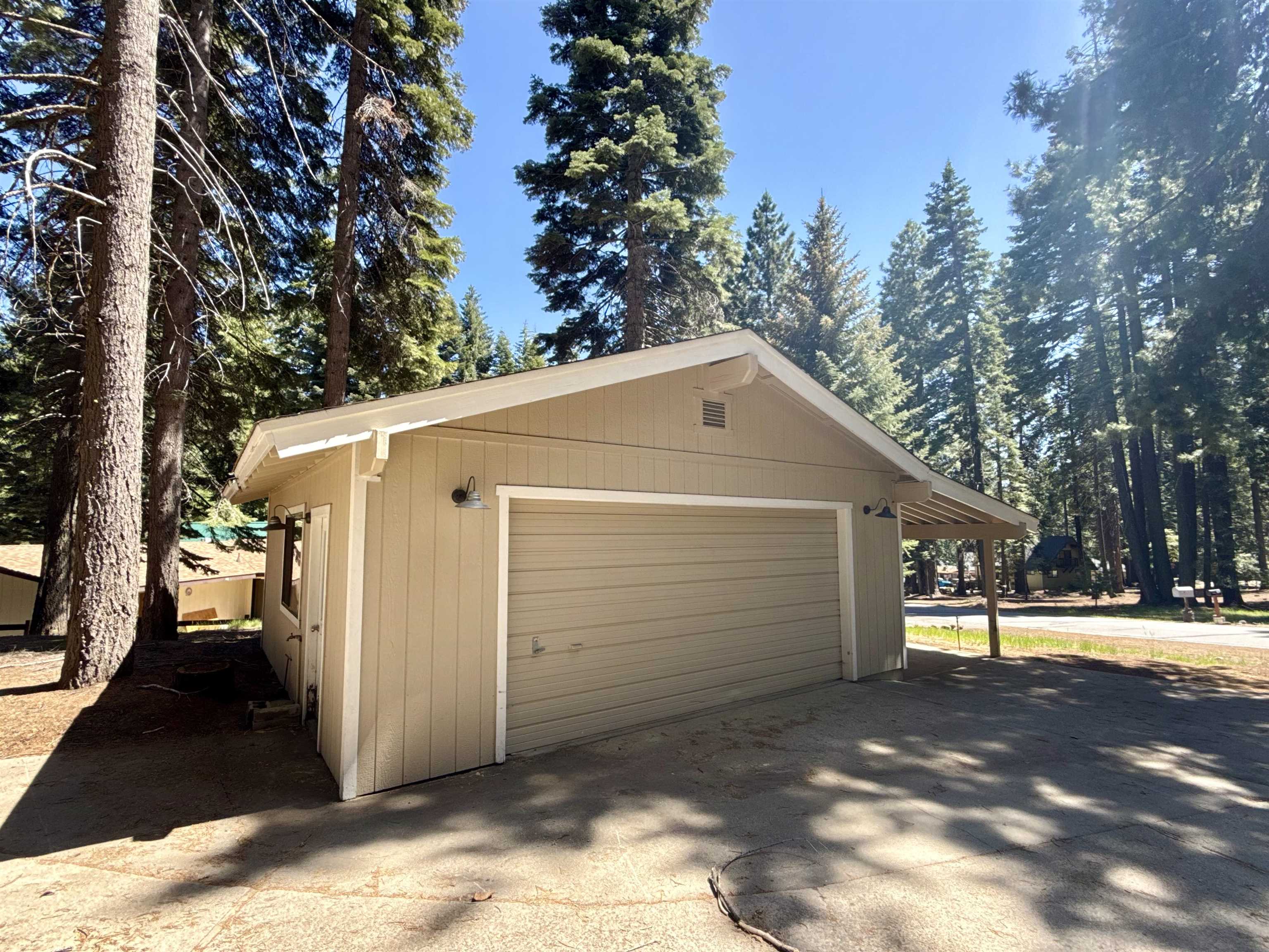 702 Conifer Trail, Lake Almanor, Ohio image 4