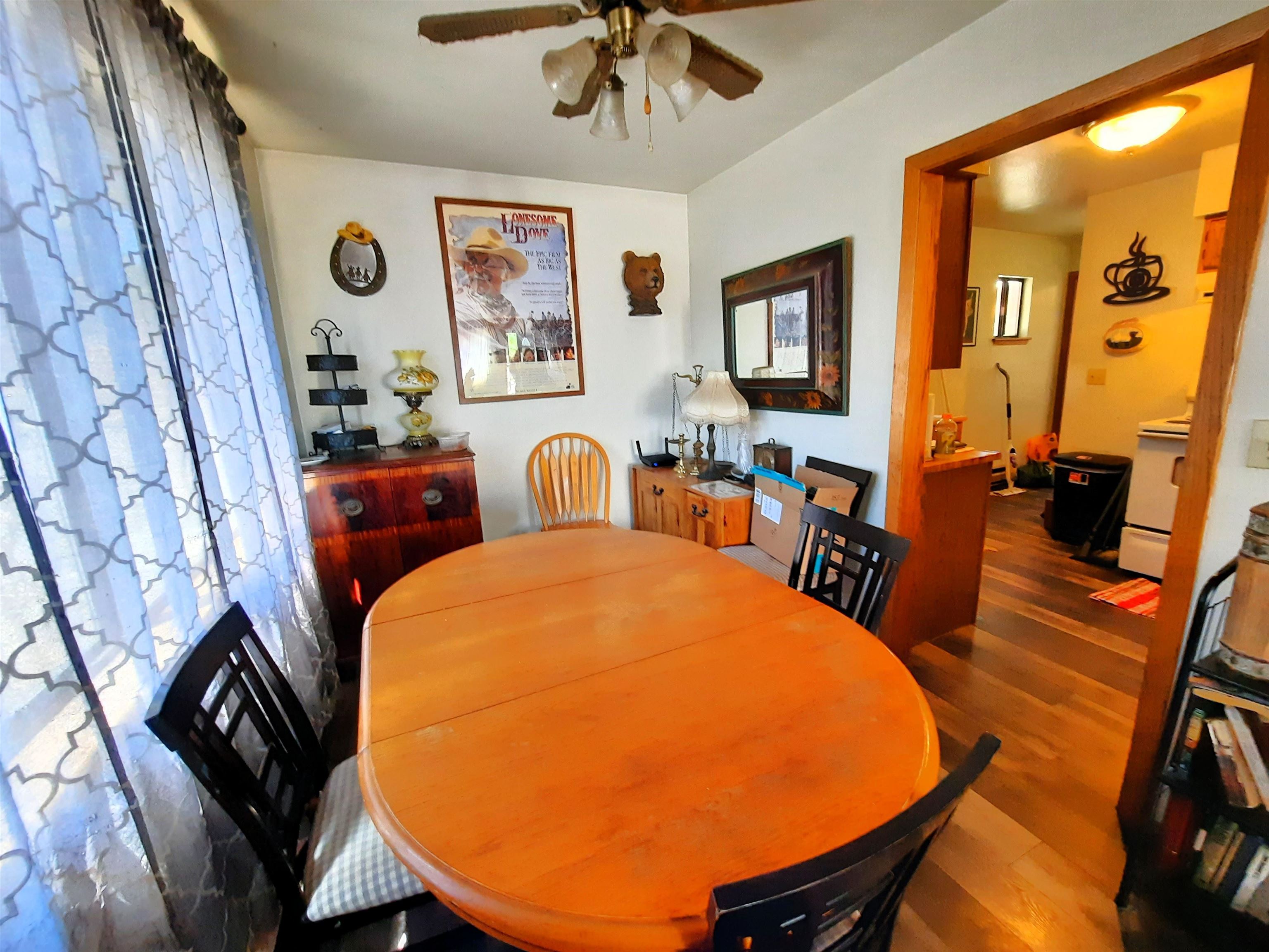 196 W Quincy Avenue, Portola, California image 9