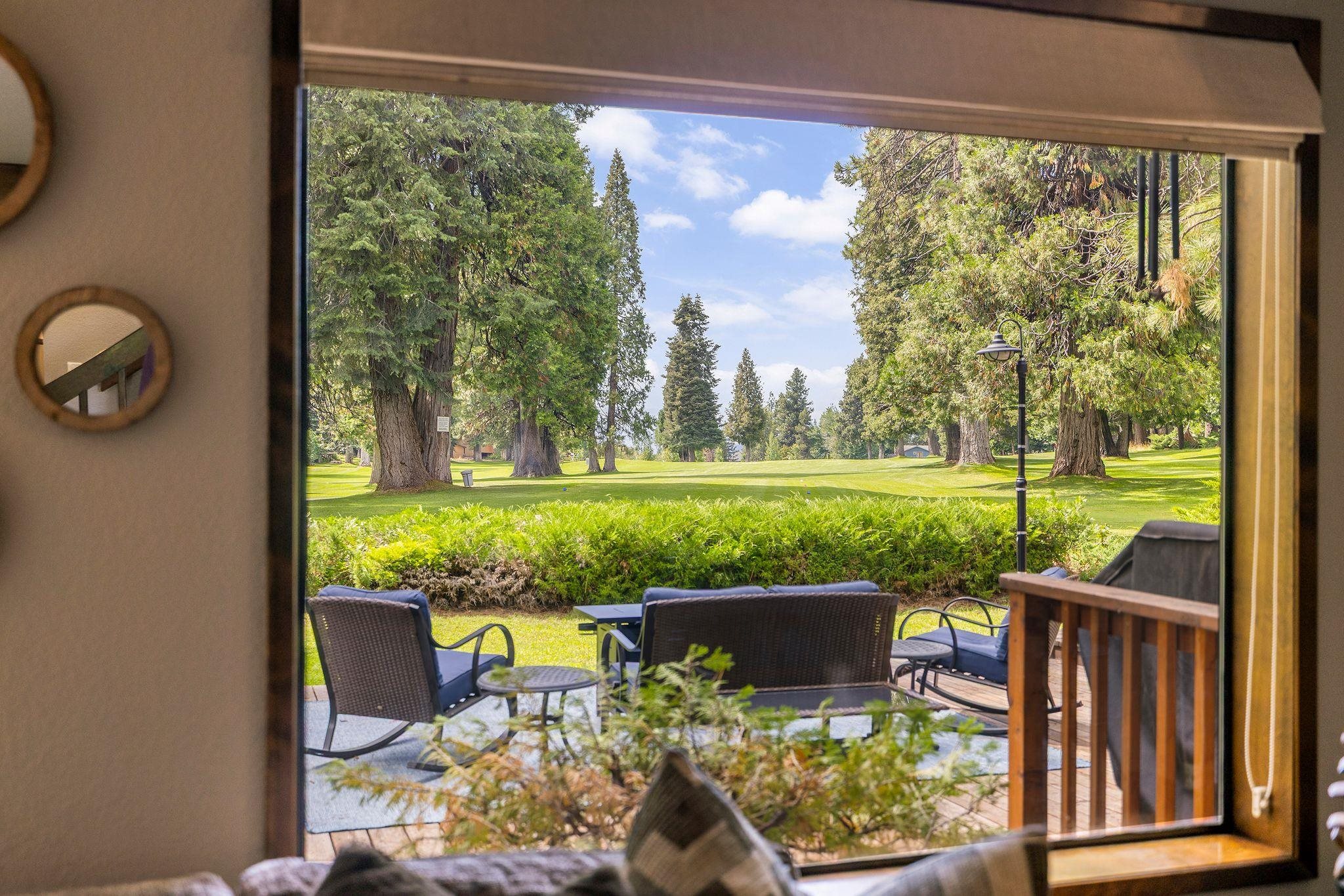 Lake Almanor, California 96137, United States, 3 Bedrooms Bedrooms, ,3 BathroomsBathrooms,Residential,Pending,186902