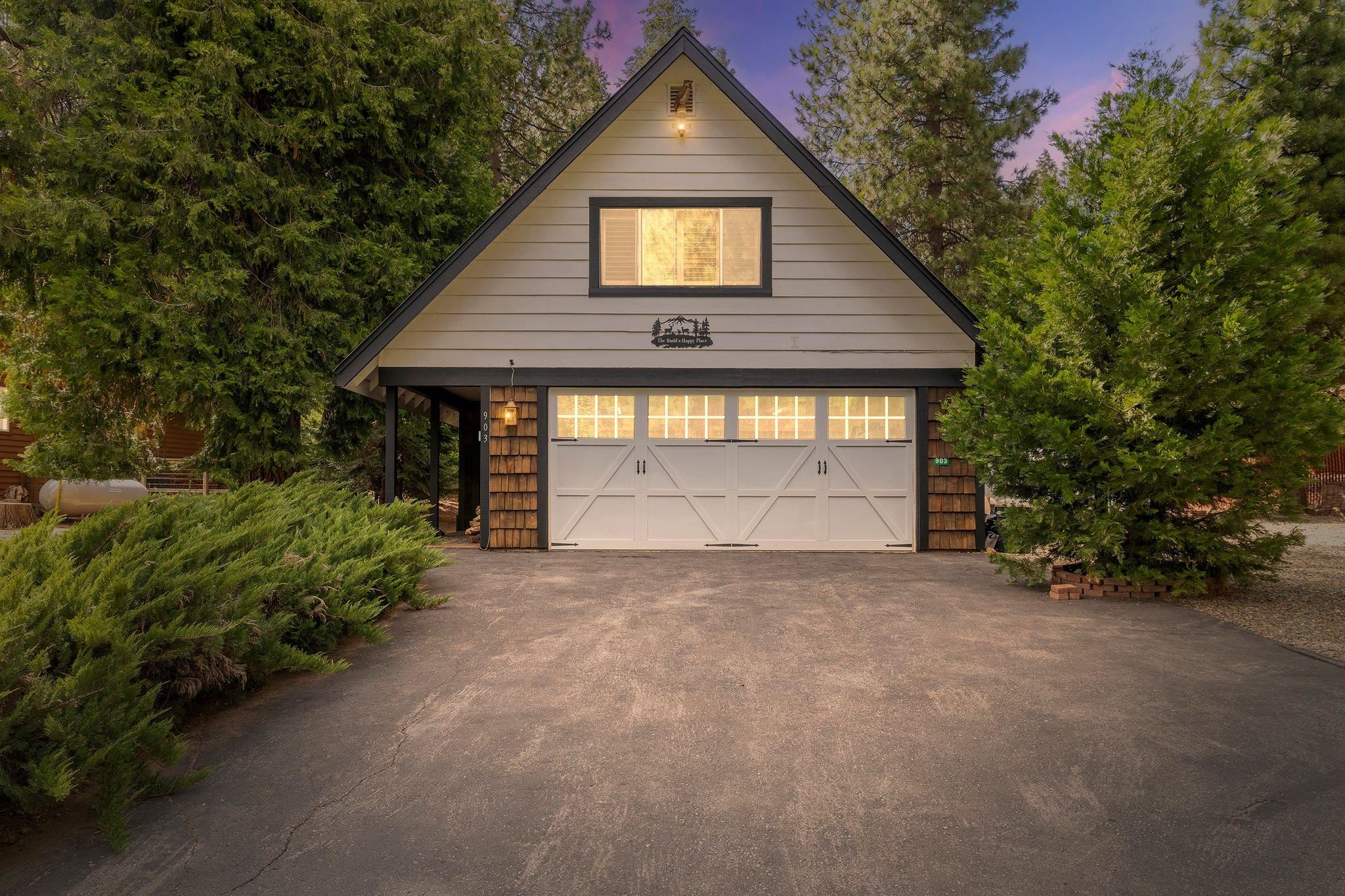 Lake Almanor, California 96137, United States, 3 Bedrooms Bedrooms, ,3 BathroomsBathrooms,Residential,Pending,186902