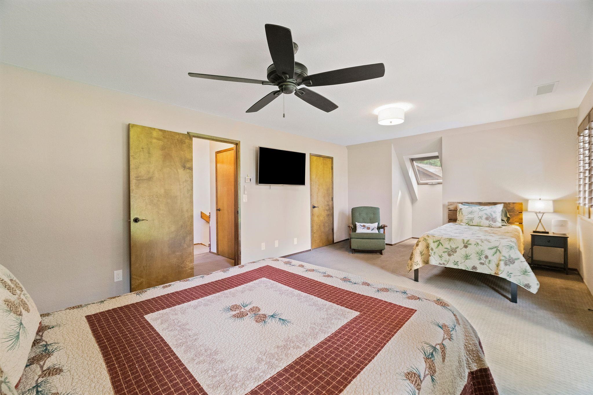 Lake Almanor, California 96137, United States, 3 Bedrooms Bedrooms, ,3 BathroomsBathrooms,Residential,Pending,186902