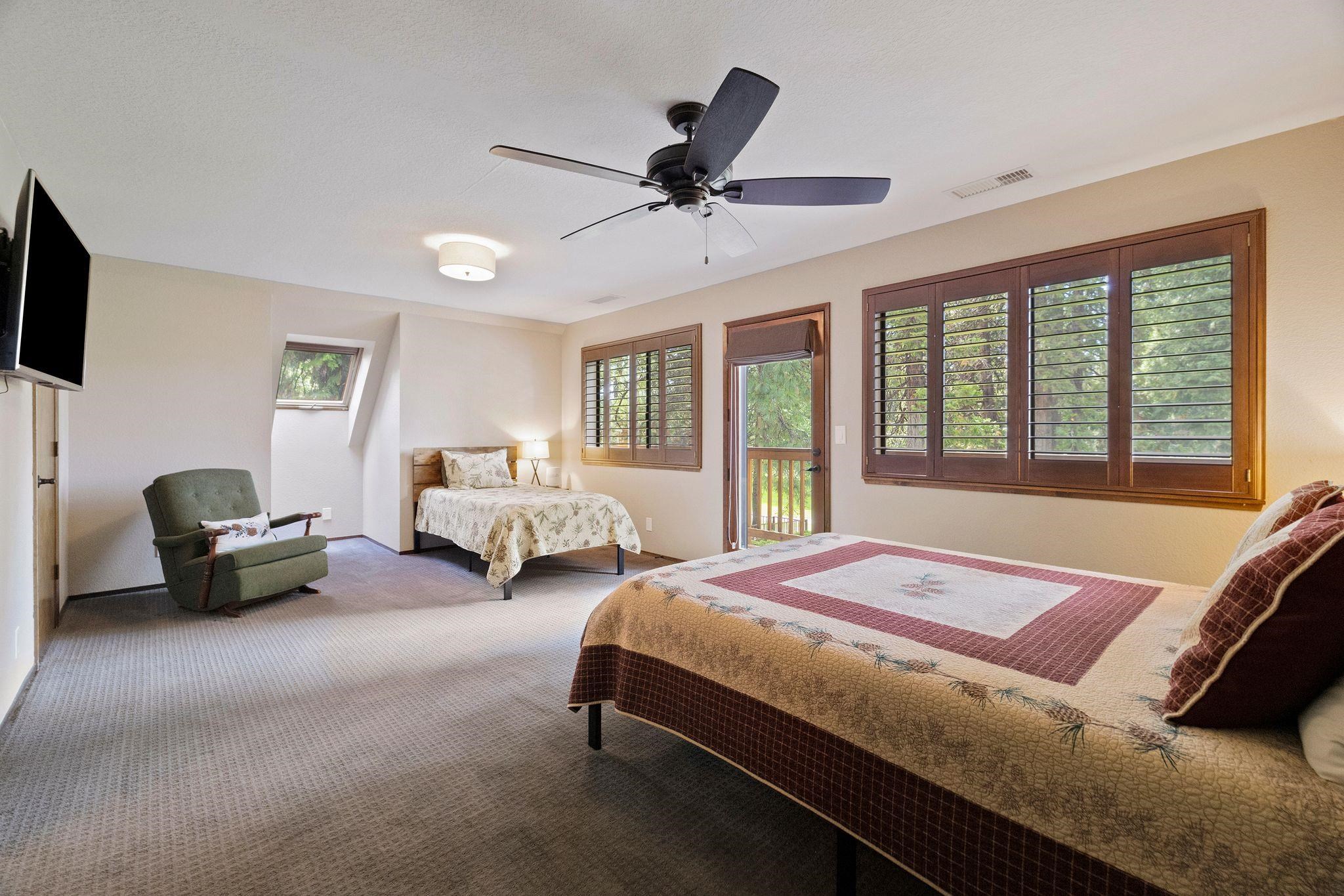 Lake Almanor, California 96137, United States, 3 Bedrooms Bedrooms, ,3 BathroomsBathrooms,Residential,Pending,186902