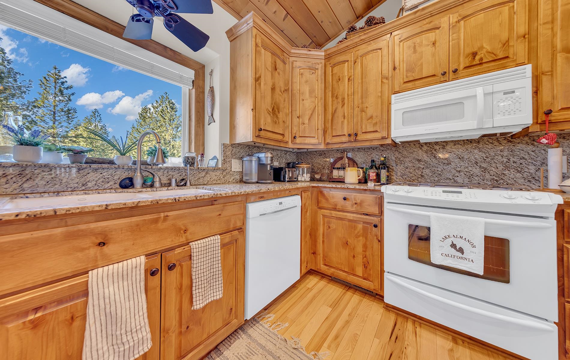 283 S Osprey Loop, Lake Almanor West, New Mexico image 6