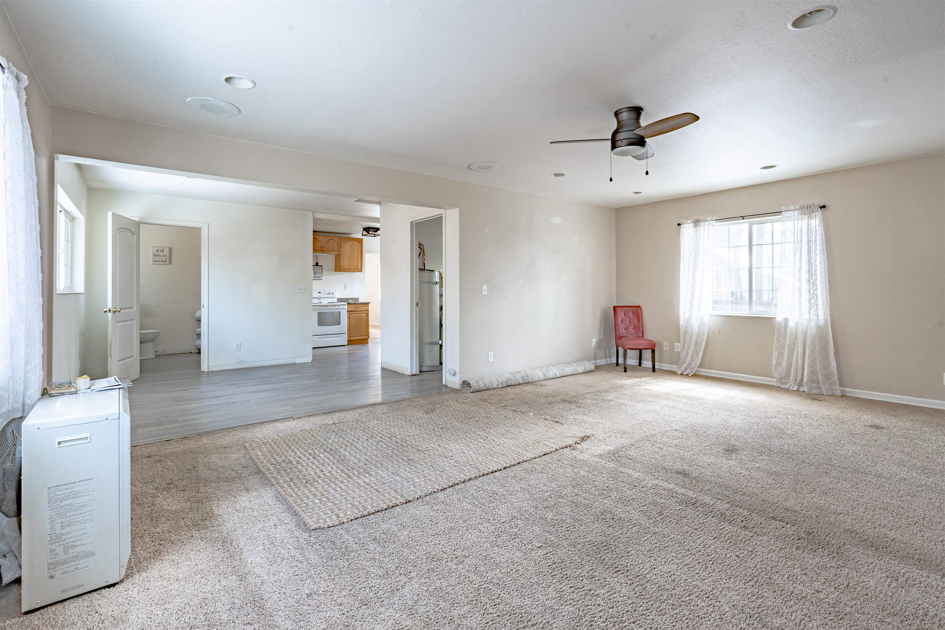 219 N Delwood Street, Westwood, California image 16