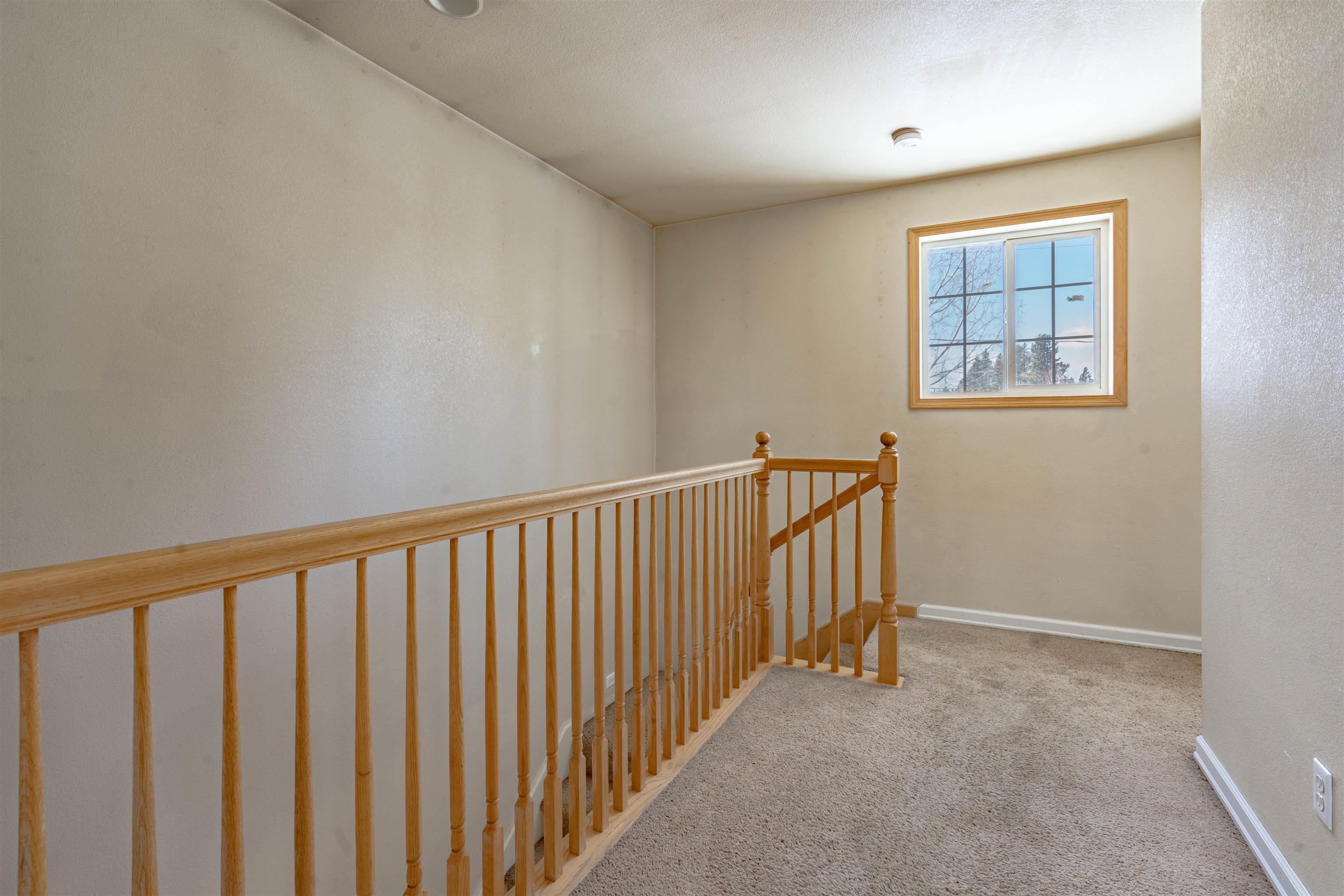 219 N Delwood Street, Westwood, California image 31