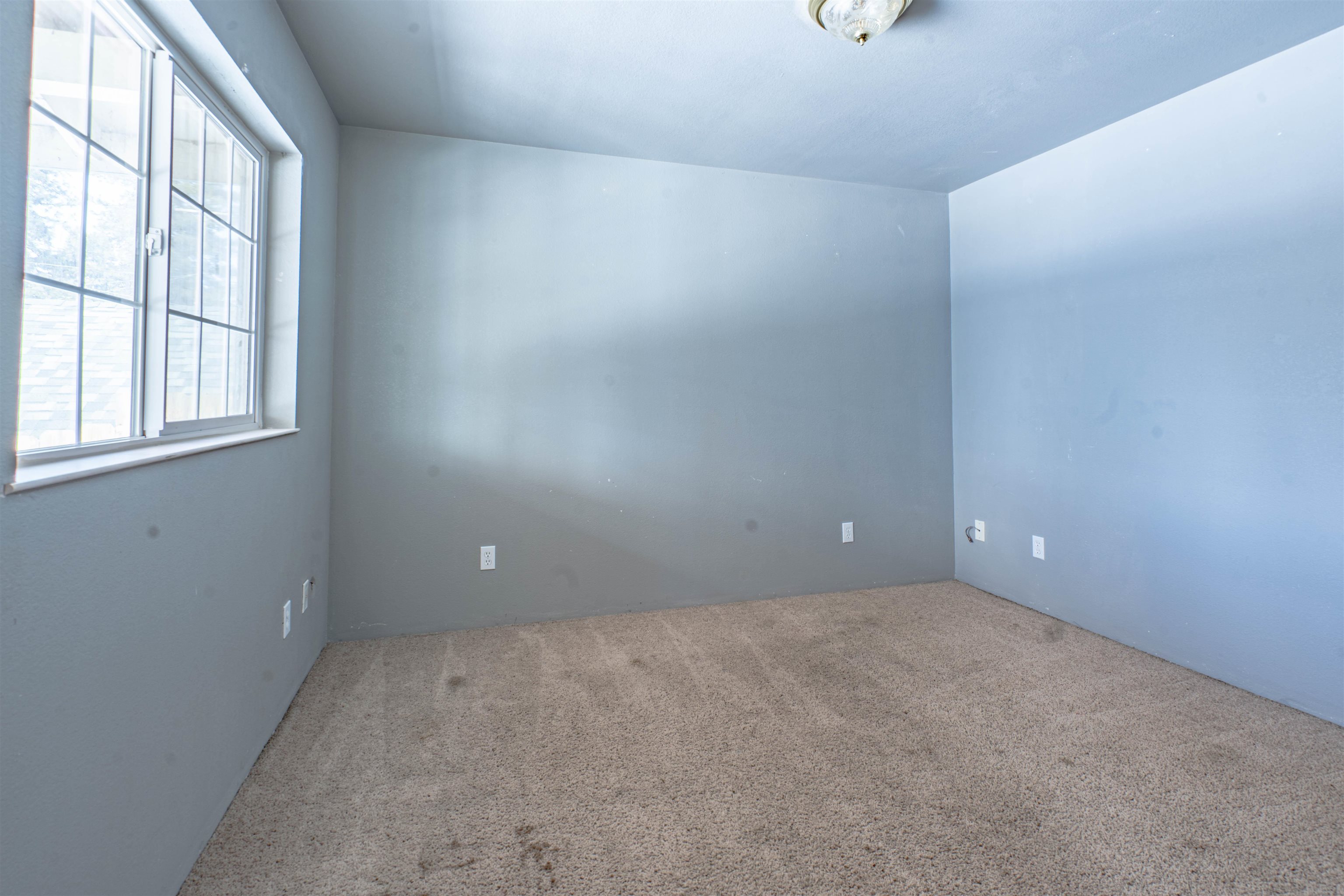 219 N Delwood Street, Westwood, California image 20