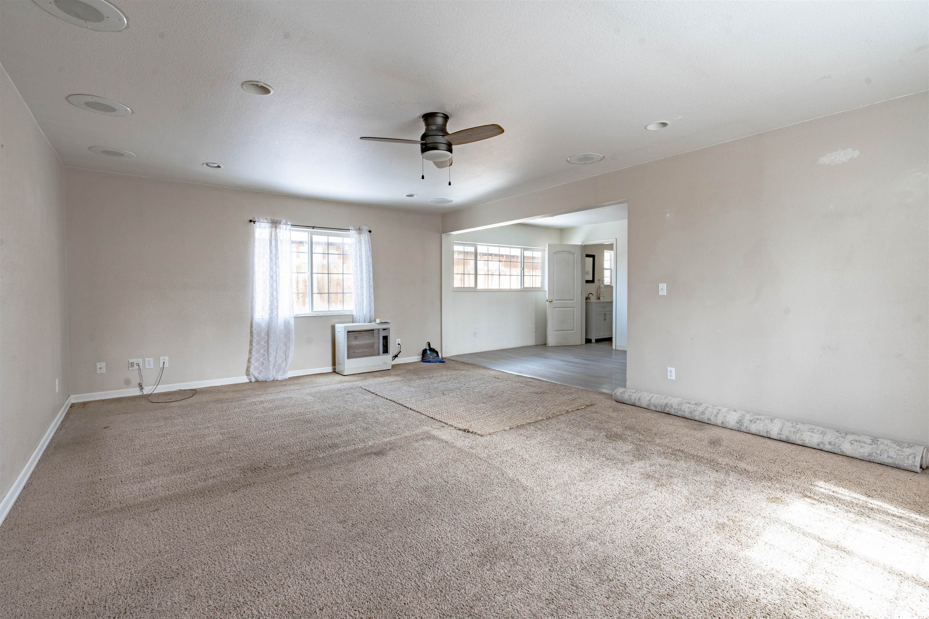 219 N Delwood Street, Westwood, California image 17