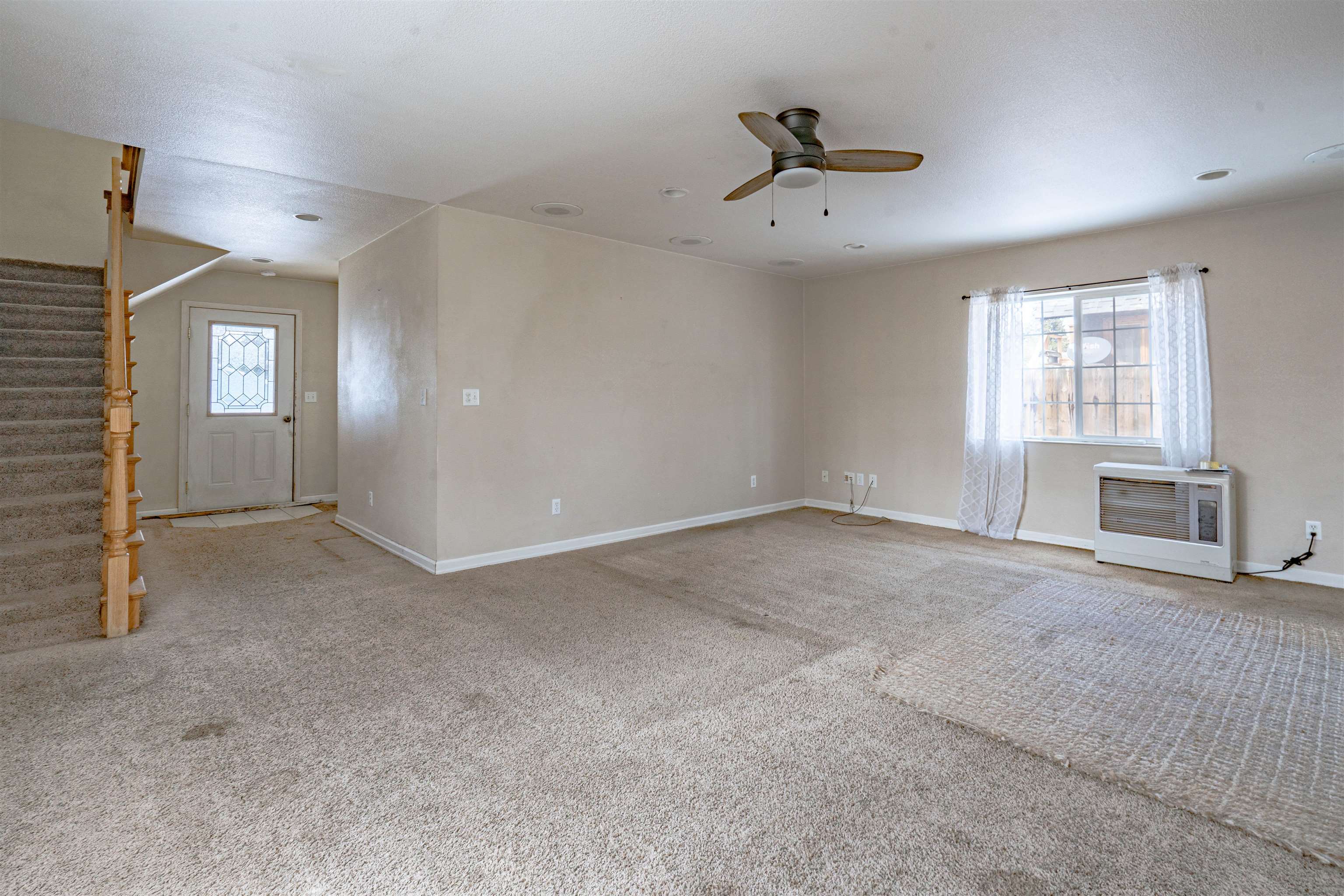 219 N Delwood Street, Westwood, California image 19