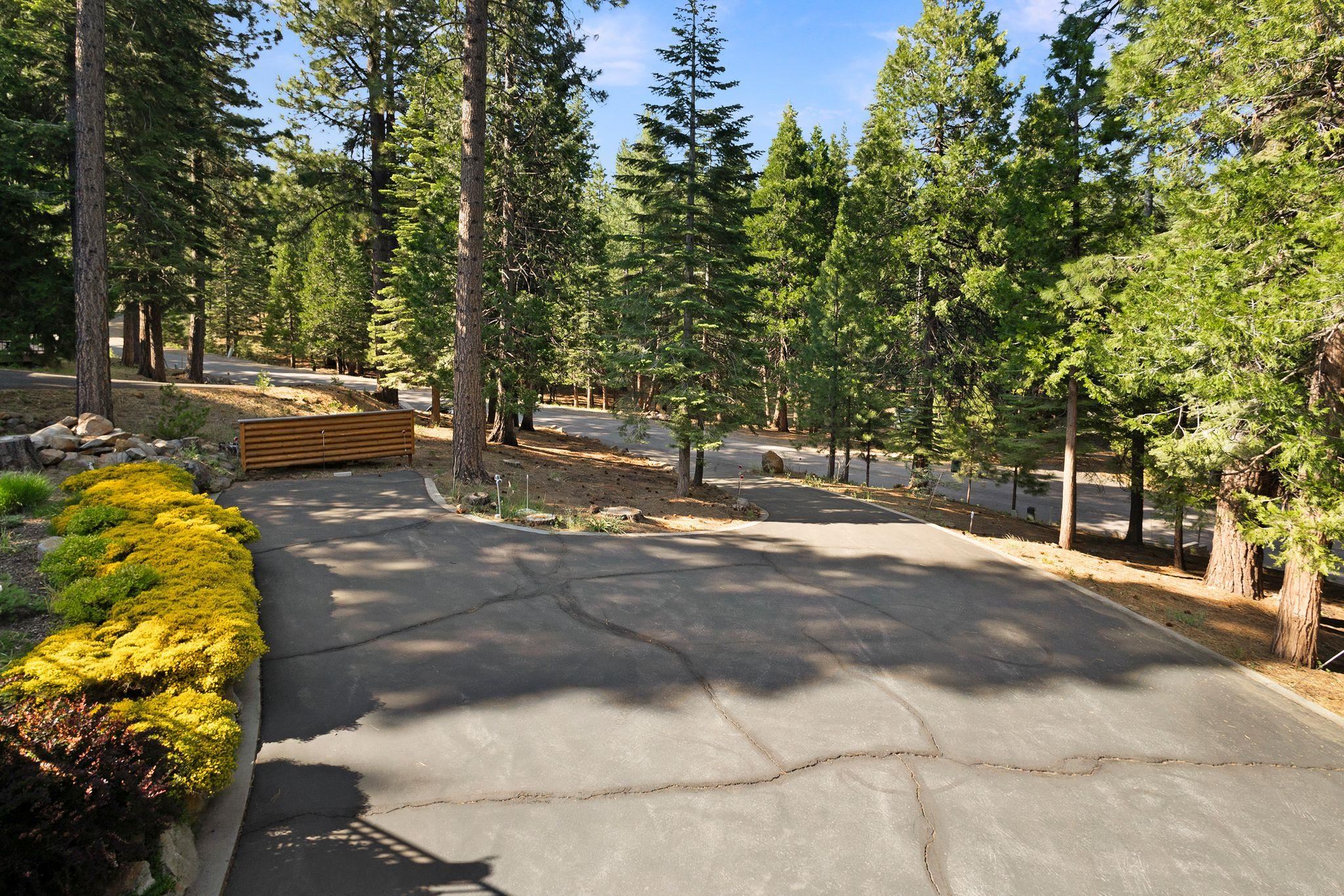 104 Top Of The West Drive, Lake Almanor West, Texas image 5