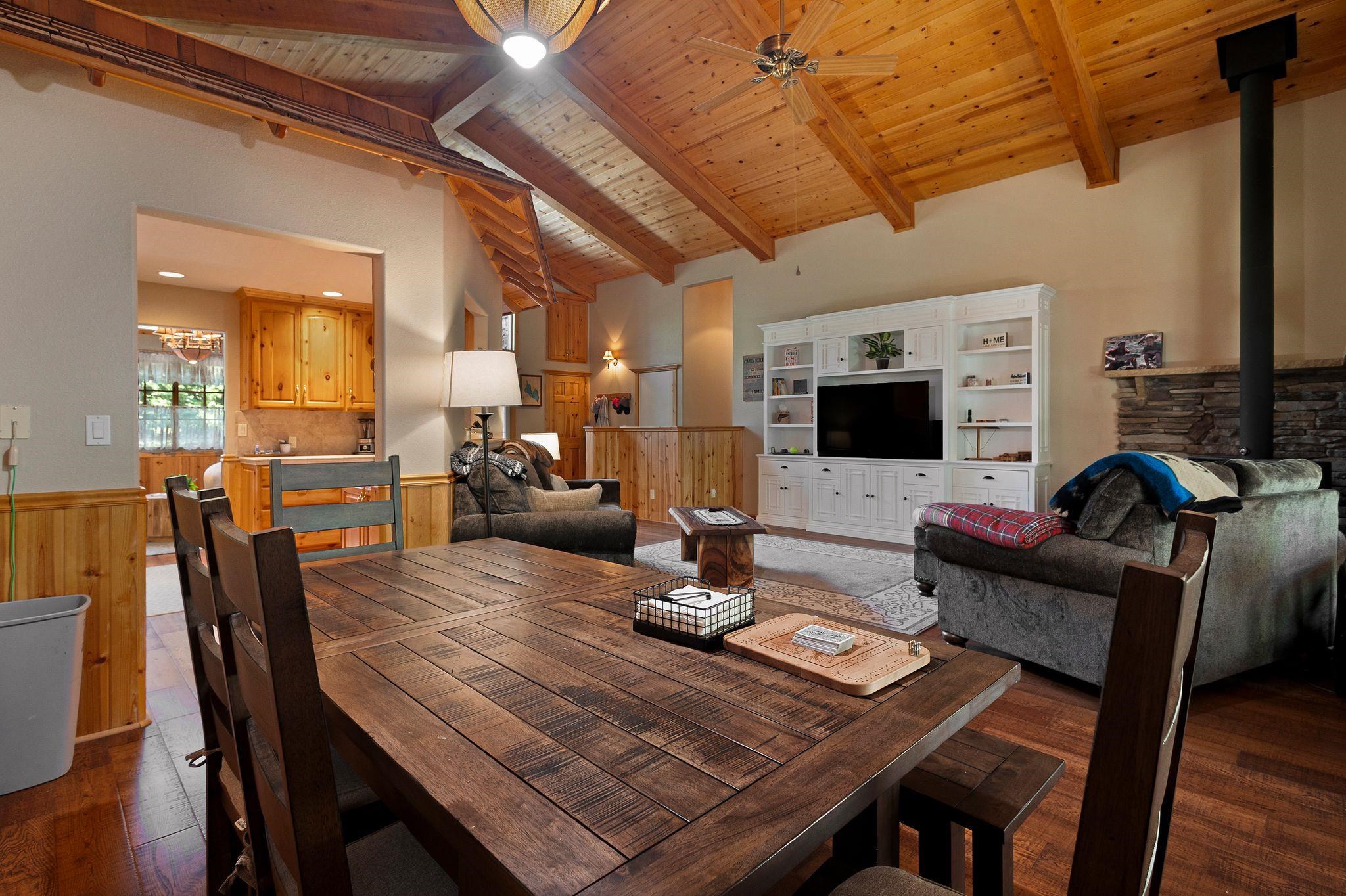 104 Top Of The West Drive, Lake Almanor West, Texas image 15
