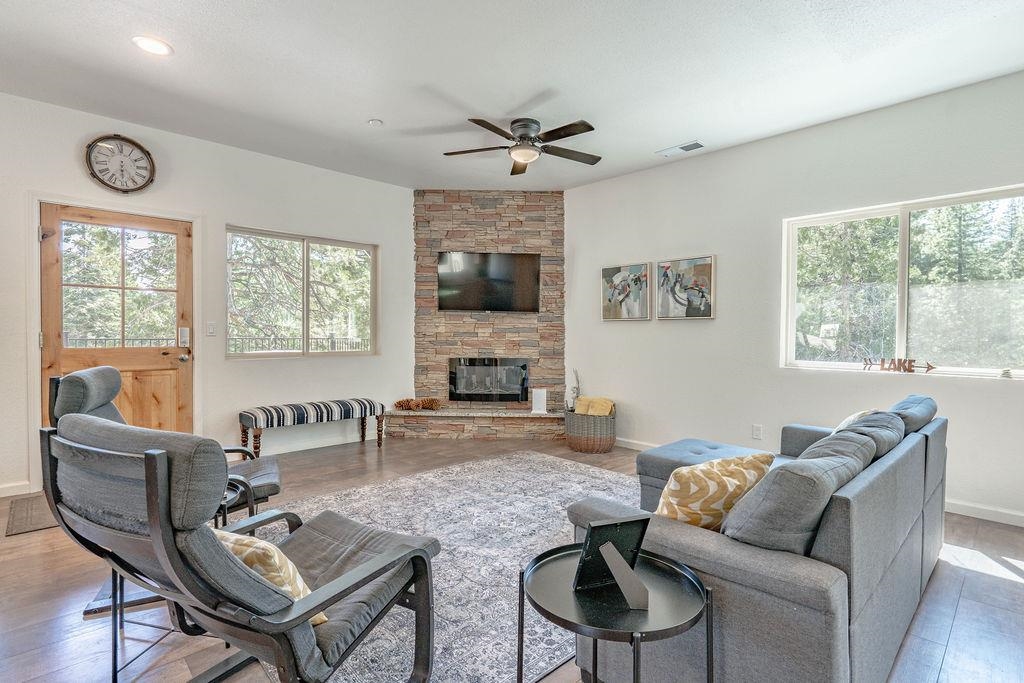 311 E Osprey Loop, Lake Almanor West, Ohio image 3