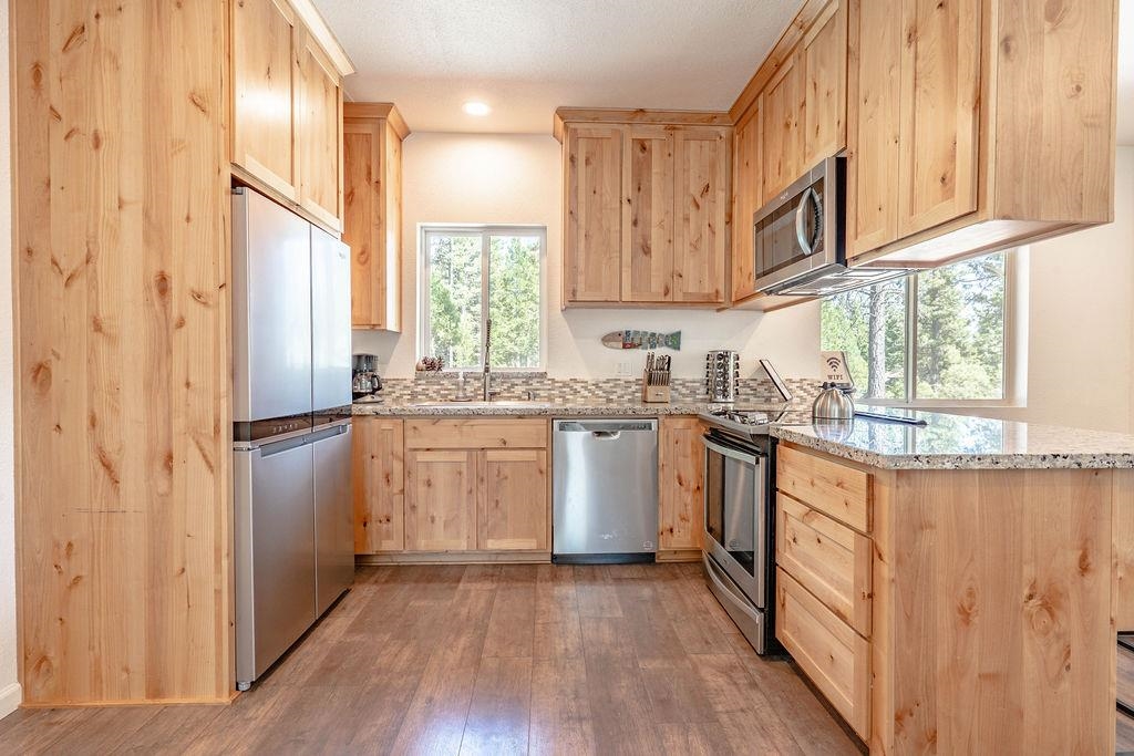 311 E Osprey Loop, Lake Almanor West, Ohio image 9