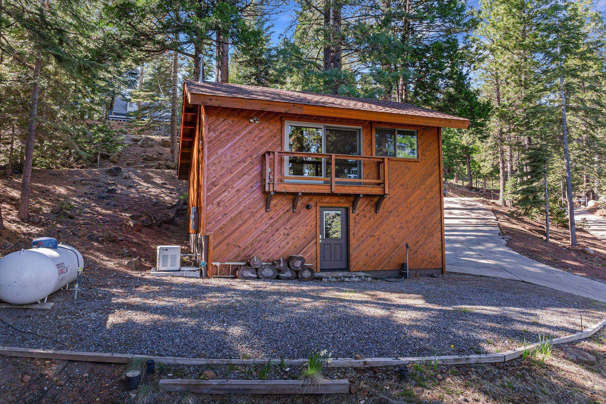 Lake Almanor, California 96137, United States, 4 Bedrooms Bedrooms, ,3 BathroomsBathrooms,Residential,Active,58991