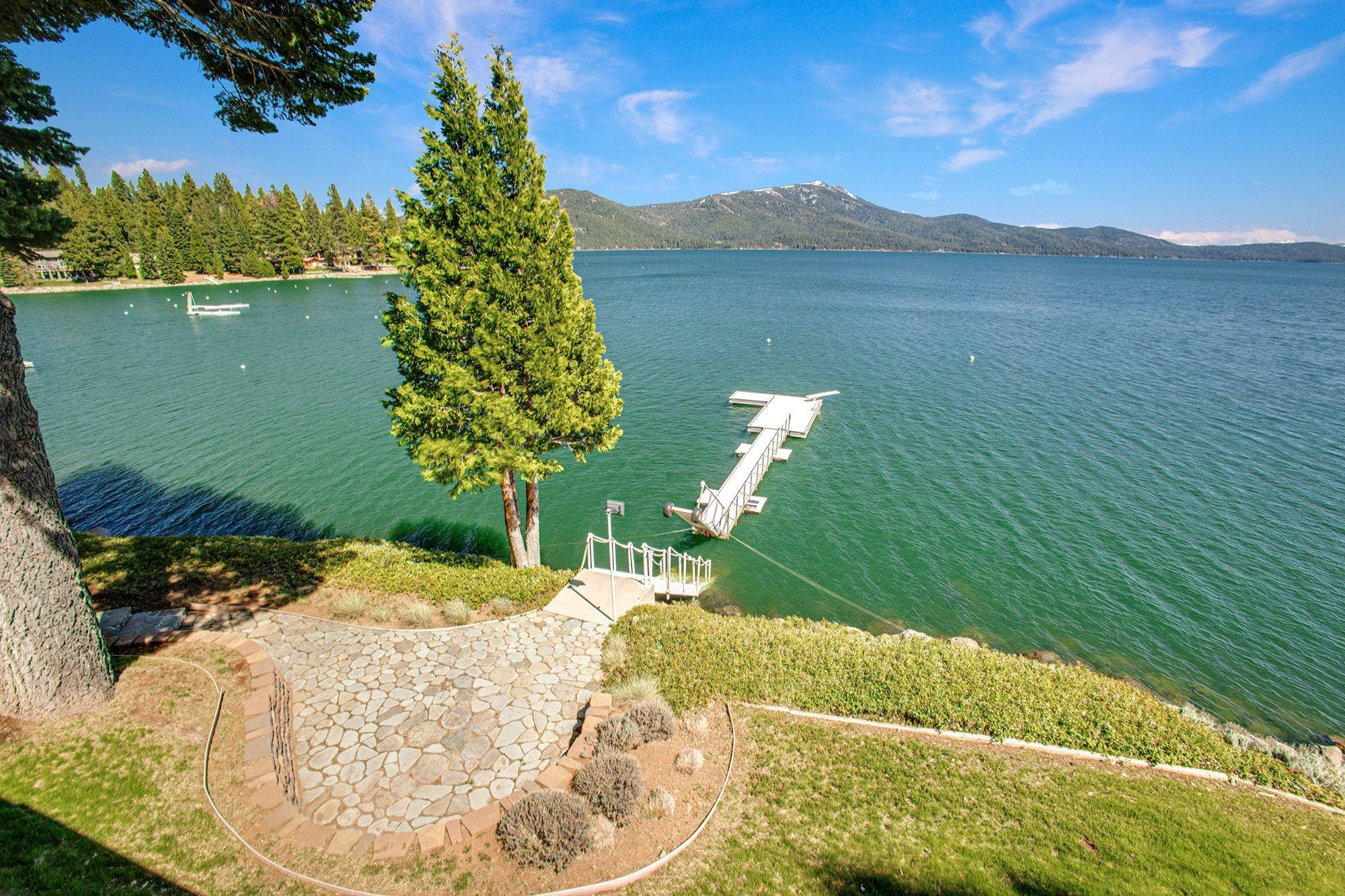 Lake Almanor, California 96137, United States, 4 Bedrooms Bedrooms, ,3 BathroomsBathrooms,Residential,Active,58991