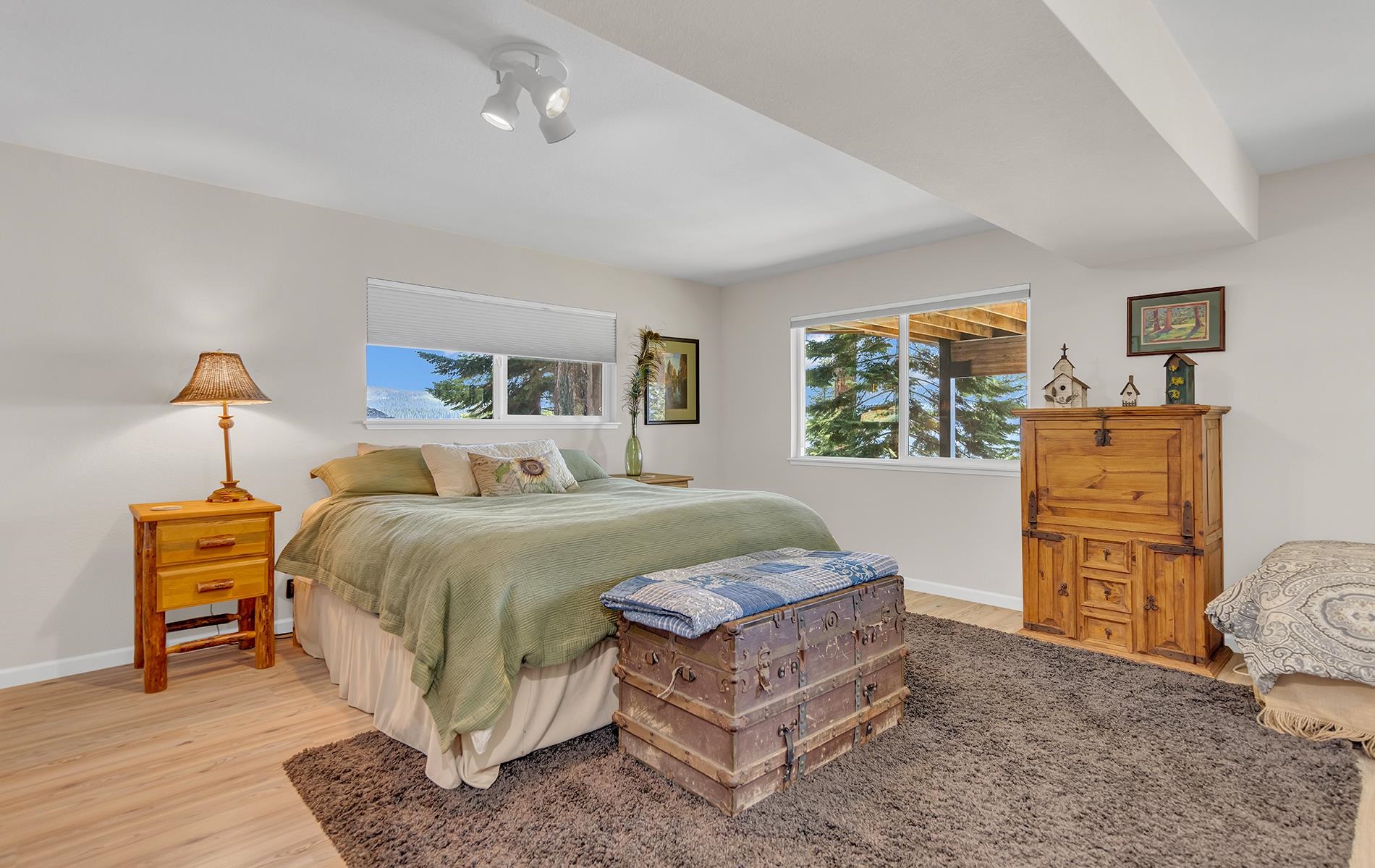1349 E Lassen View Drive, Lake Almanor, Ohio image 32