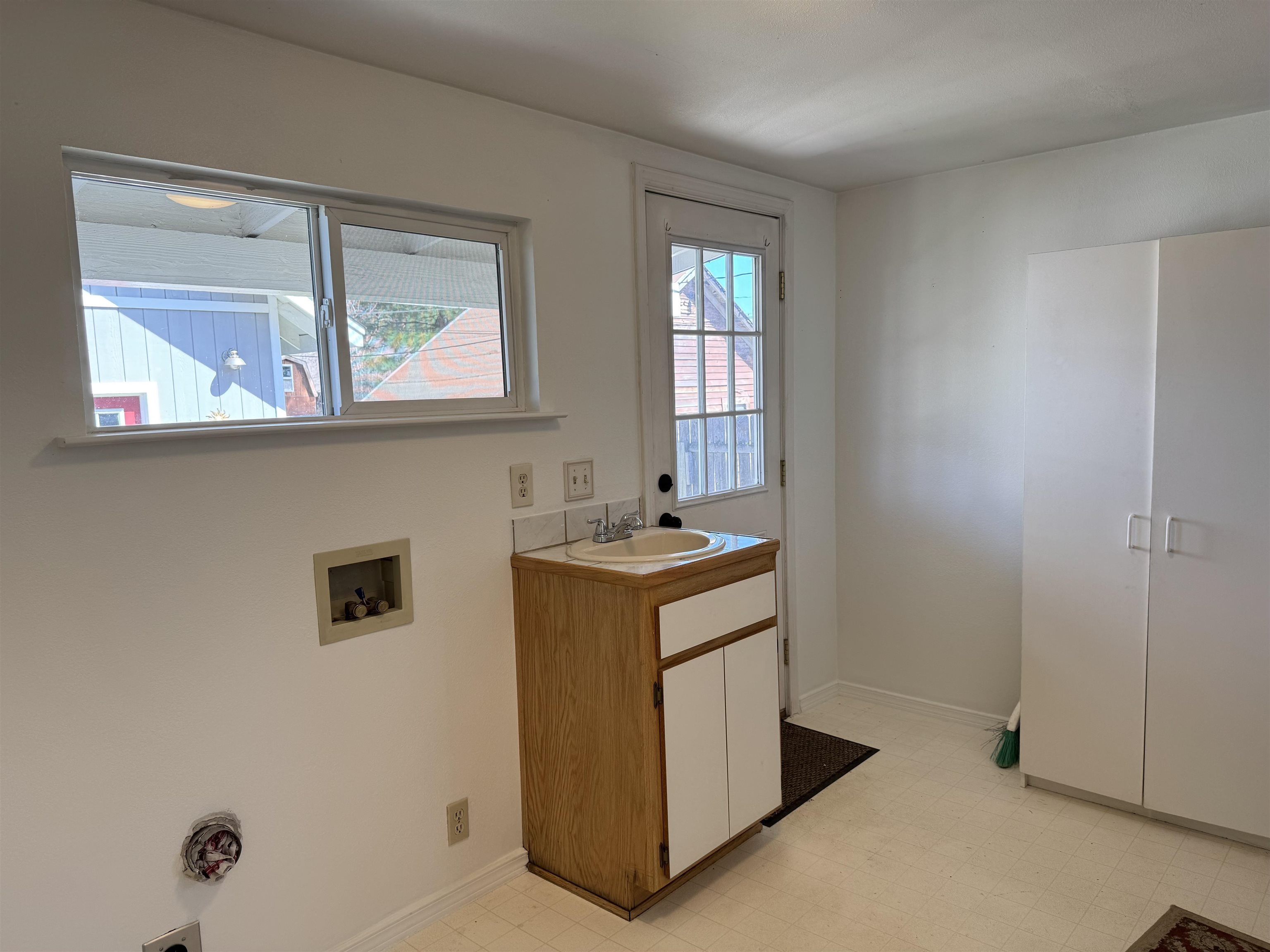 112 Fir Street, Westwood, California image 10