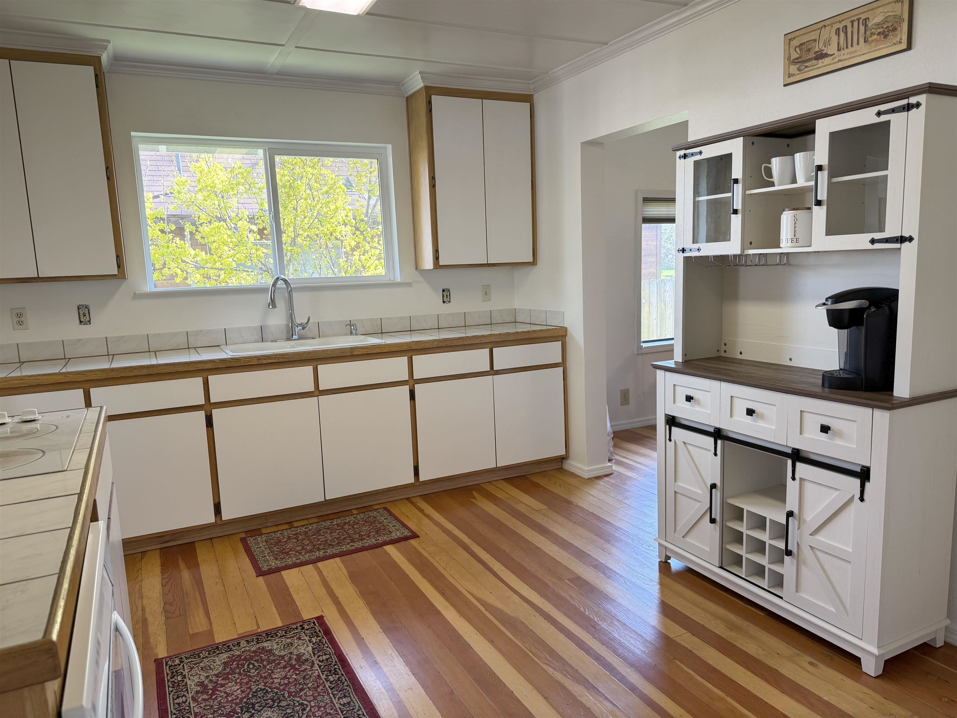 112 Fir Street, Westwood, California image 7