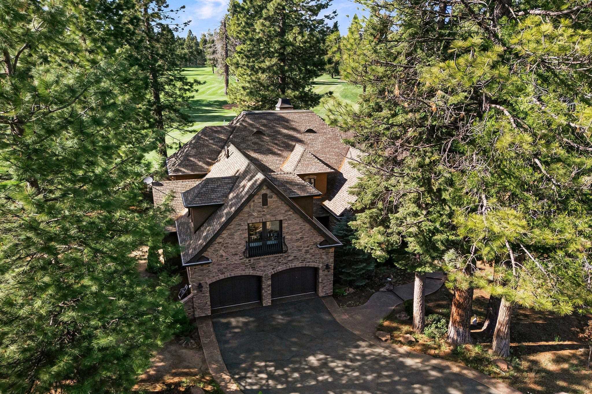 Lake Almanor, California 96137, United States, 3 Bedrooms Bedrooms, ,3 BathroomsBathrooms,Residential,Active,152876