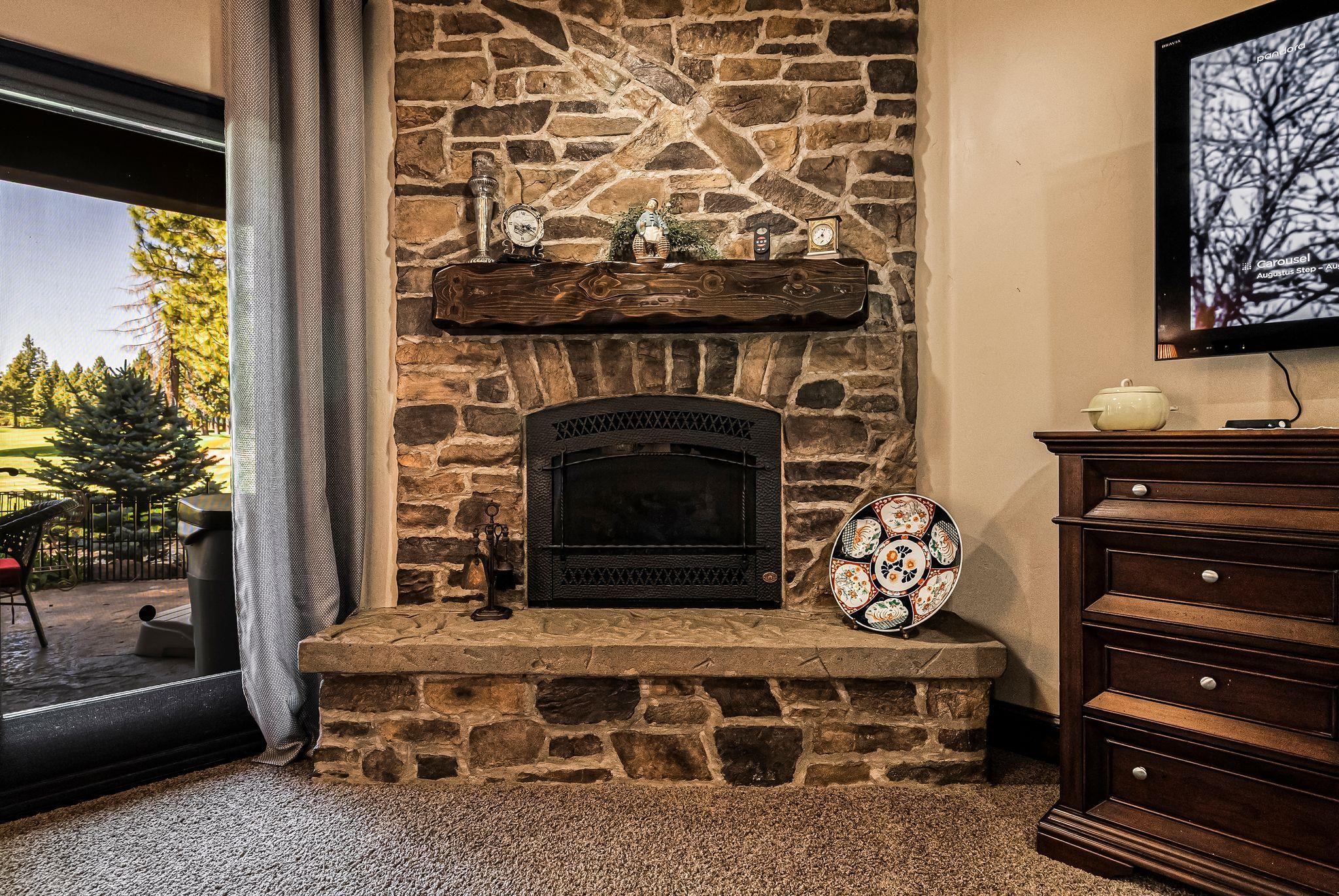 Lake Almanor, California 96137, United States, 3 Bedrooms Bedrooms, ,3 BathroomsBathrooms,Residential,Active,152876