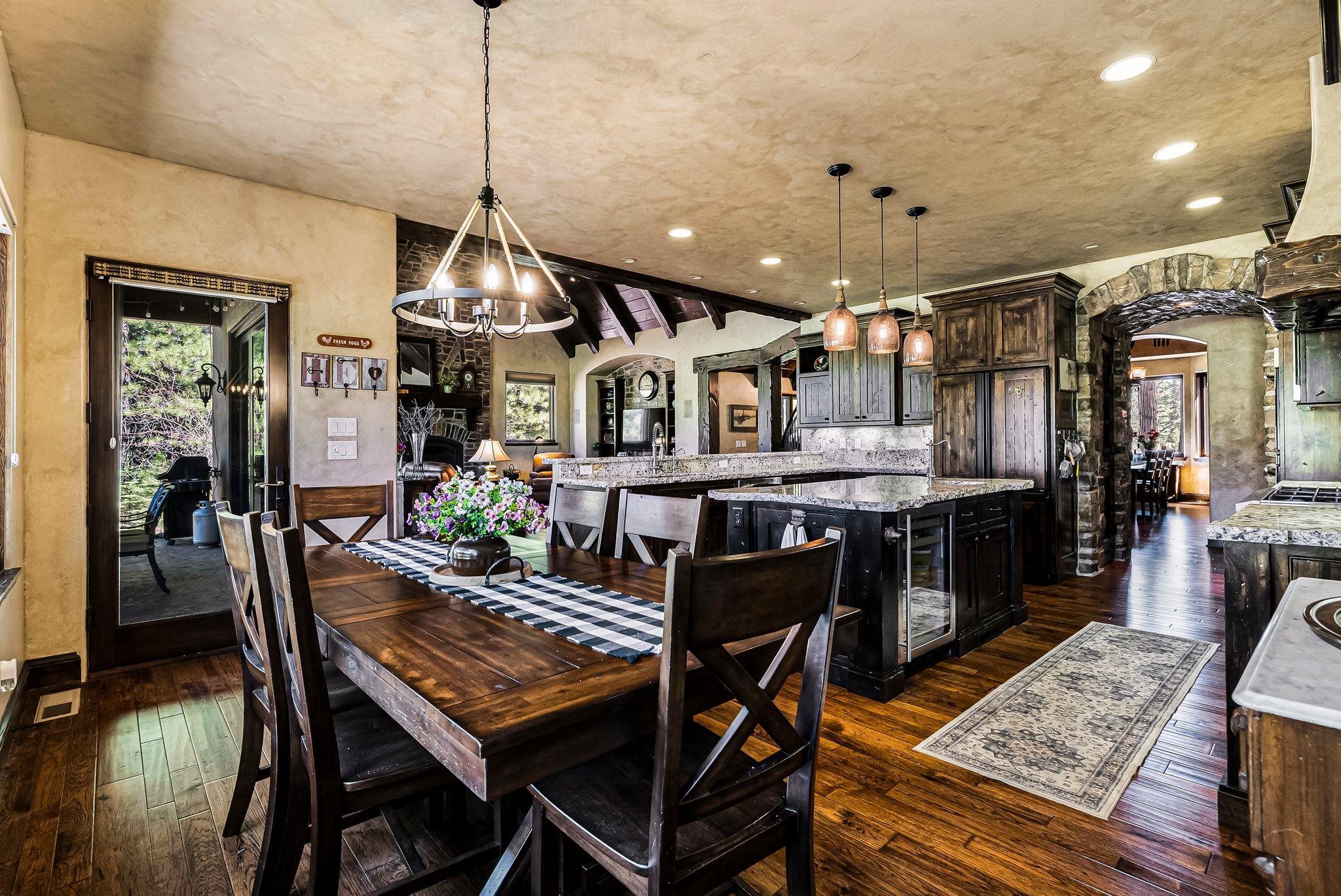 Lake Almanor, California 96137, United States, 3 Bedrooms Bedrooms, ,3 BathroomsBathrooms,Residential,Active,152876