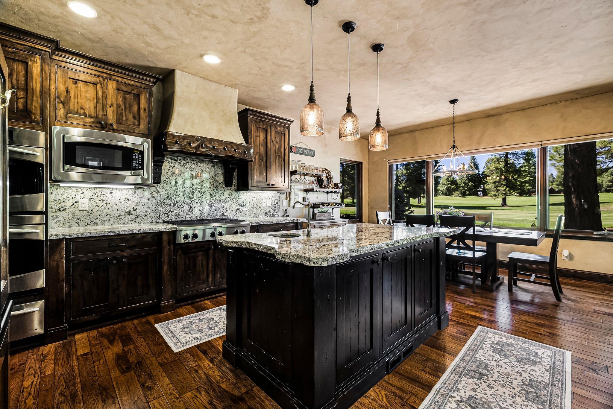 Lake Almanor, California 96137, United States, 3 Bedrooms Bedrooms, ,3 BathroomsBathrooms,Residential,Active,152876