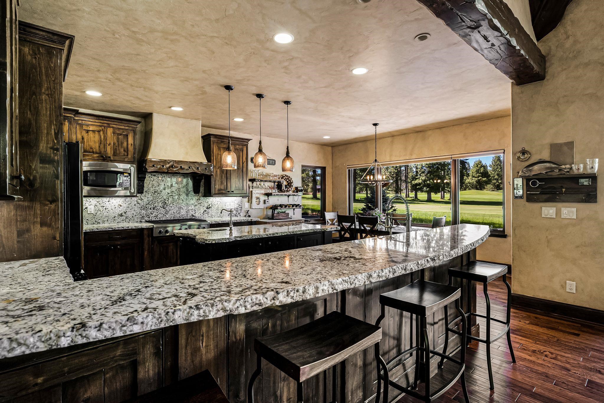 Lake Almanor, California 96137, United States, 3 Bedrooms Bedrooms, ,3 BathroomsBathrooms,Residential,Active,152876